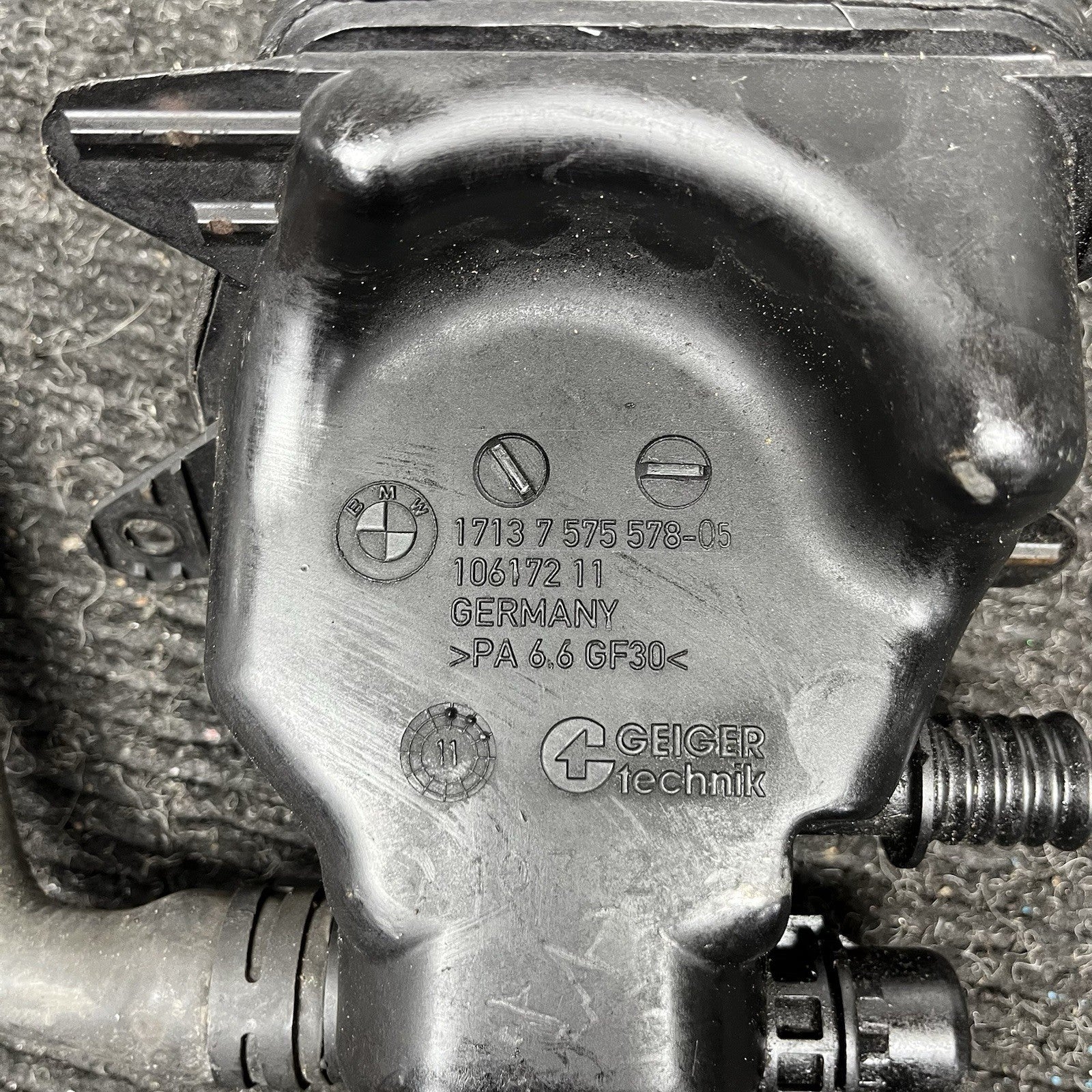 ☑️ F01 F06 F10 F12 N63 Engine Intercooler Coolant Reservoir Expansion Tank OEM