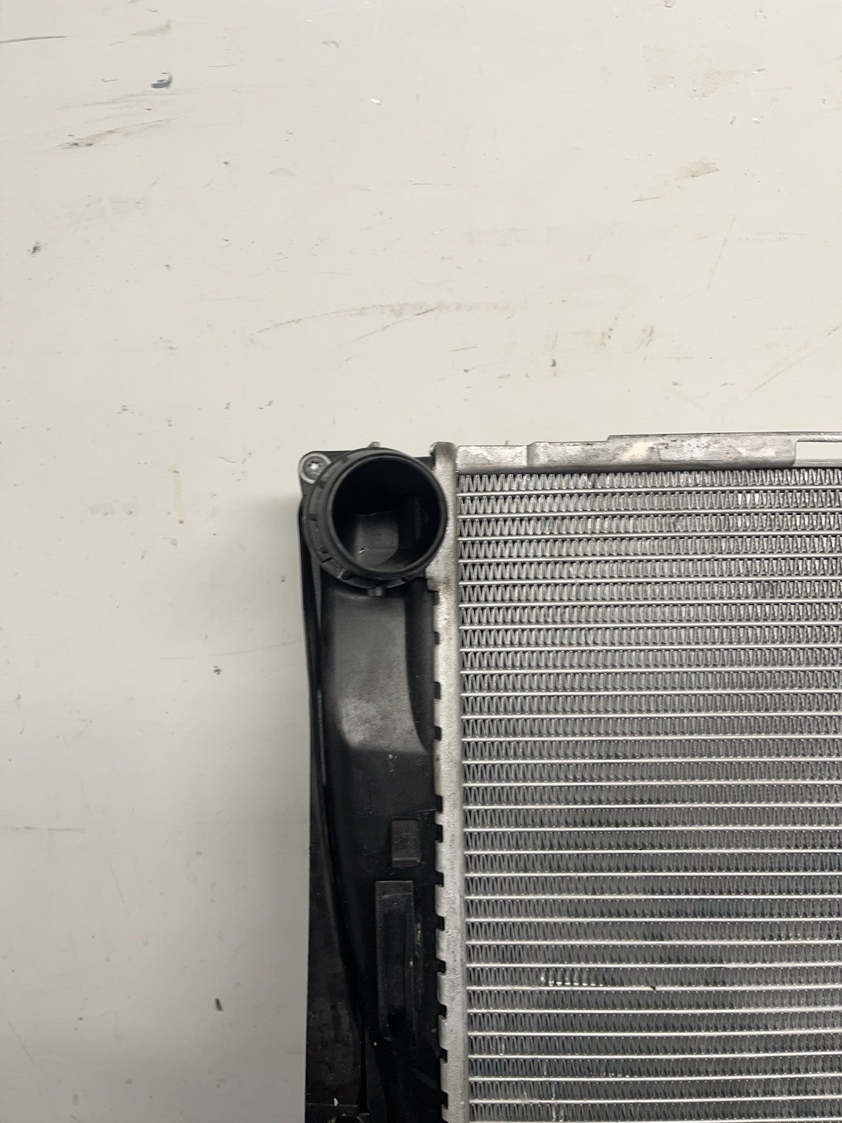 ☑️ 07-13 BMW E92 N54 335i RADIATOR M/T MANUAL TRANSMISSION W CONDENSER OEM