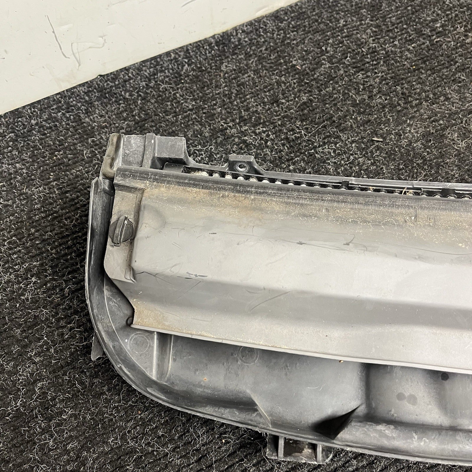 ☑️ 01-06 OEM BMW E46 M3 330Ci S54 Micro Air Filter Housing Cover Trim Panel
