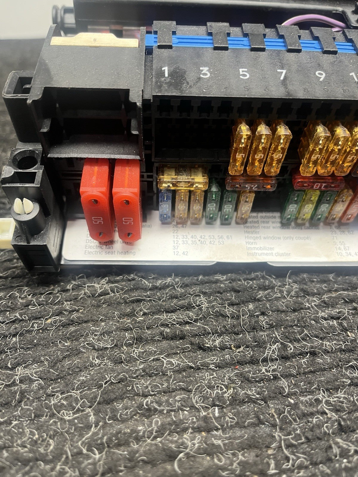 ☑️ 00-05 BMW 3 Series E46 OEM Fuse box block panel with fuses & relays 8 364 542