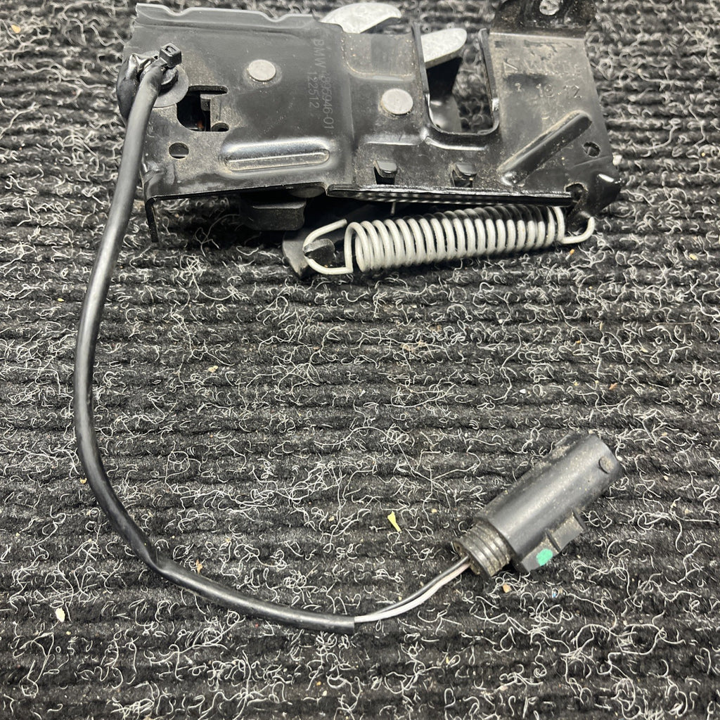 ☑️2012-16 BMW 3 SERIES F30 HOOD LOCK CATCH MECHANISM LEFT DRIVER SIDE 4895946-01