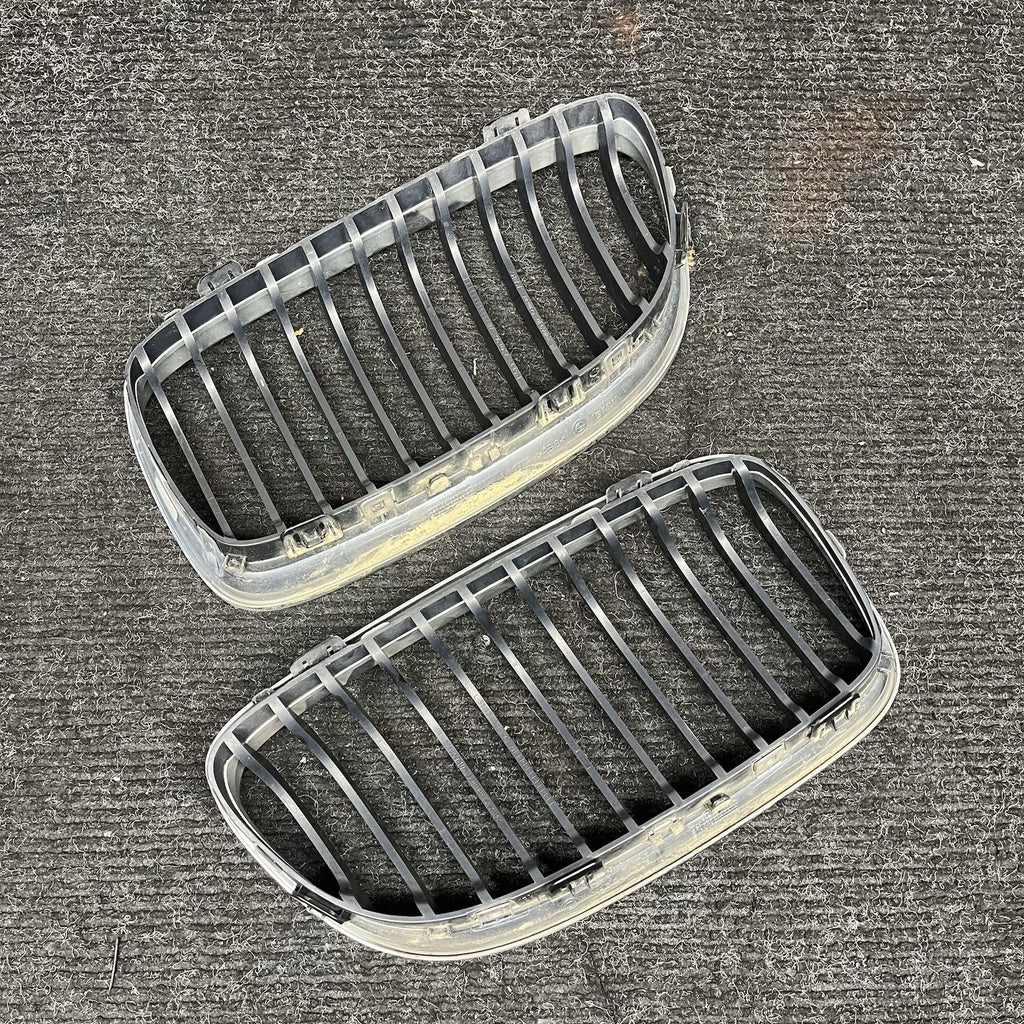 ☑️ BMW 3 Series E90 E91 Front Bumper Grill Pair Kidney 7201967 7201968 GENUINE
