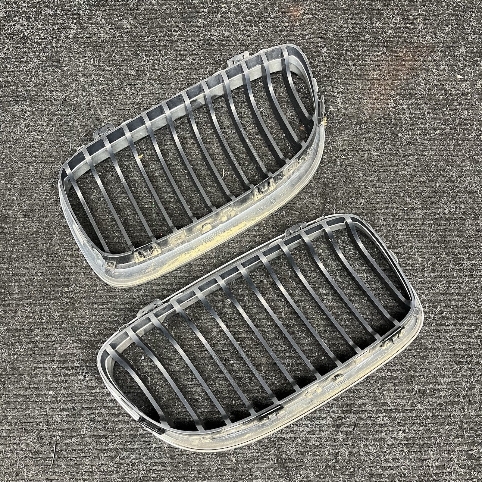 ☑️ BMW 3 Series E90 E91 Front Bumper Grill Pair Kidney 7201967 7201968 GENUINE