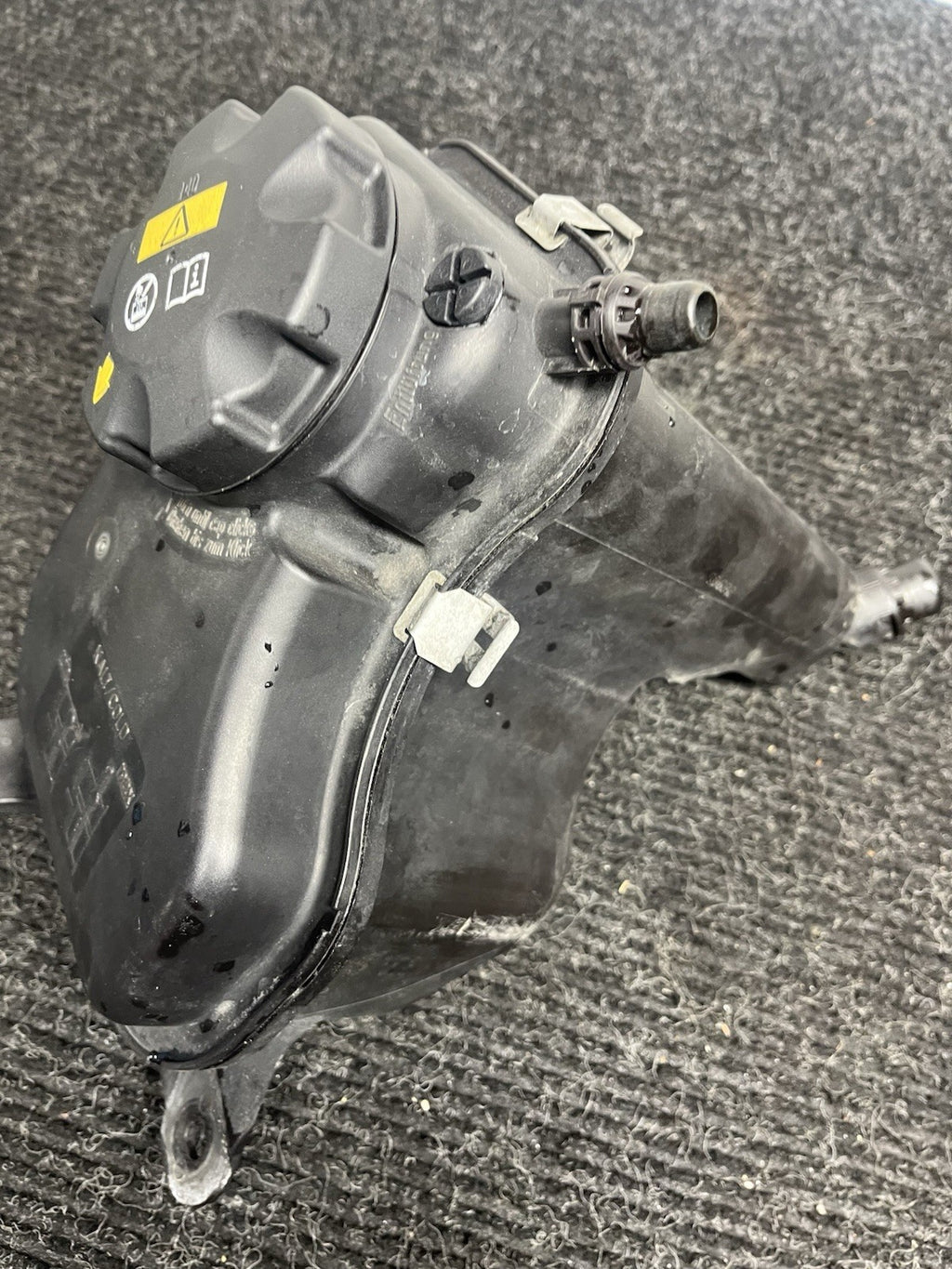 ☑️ 06-13 BMW E82 E88 E90 E92 E93 Radiator Expansion Tank Coolant Reservoir OEM