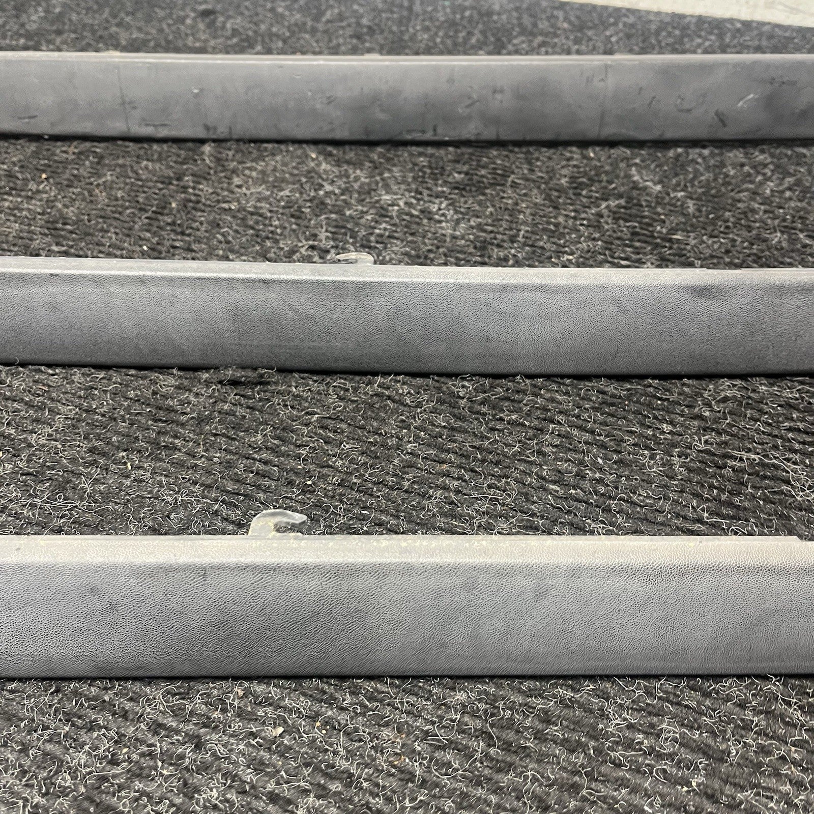 ☑️ 94-99 BMW E36 328i SEDAN SET OF 3 REAR BUMPER TRIM STRIP MOLDING OEM