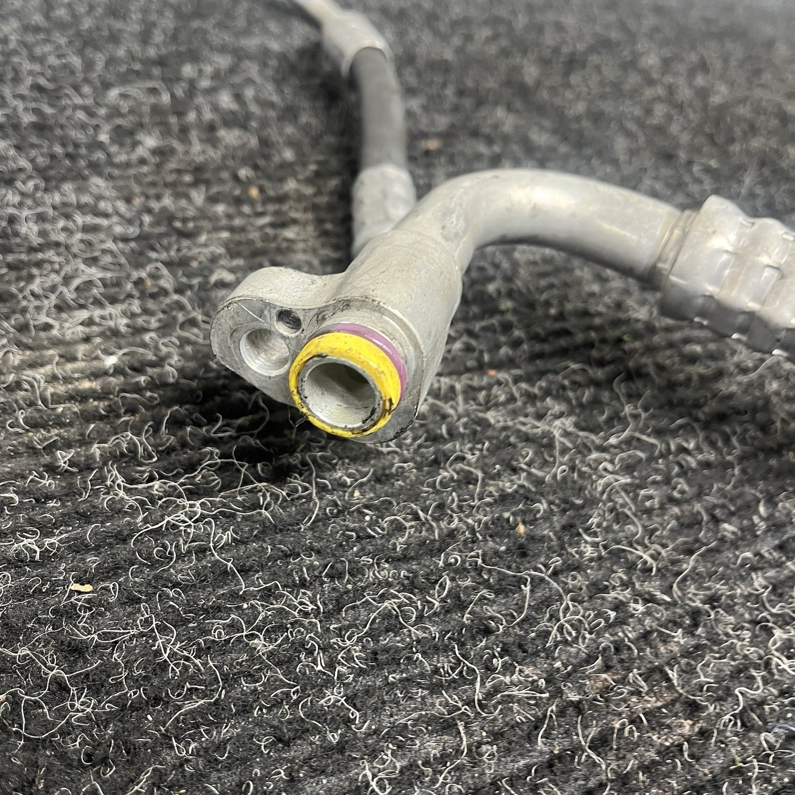 ☑️BMW E88 E82 E90 E92 E93 135 335 AC Compressor Evaporator Suction Pipe Hose OEM
