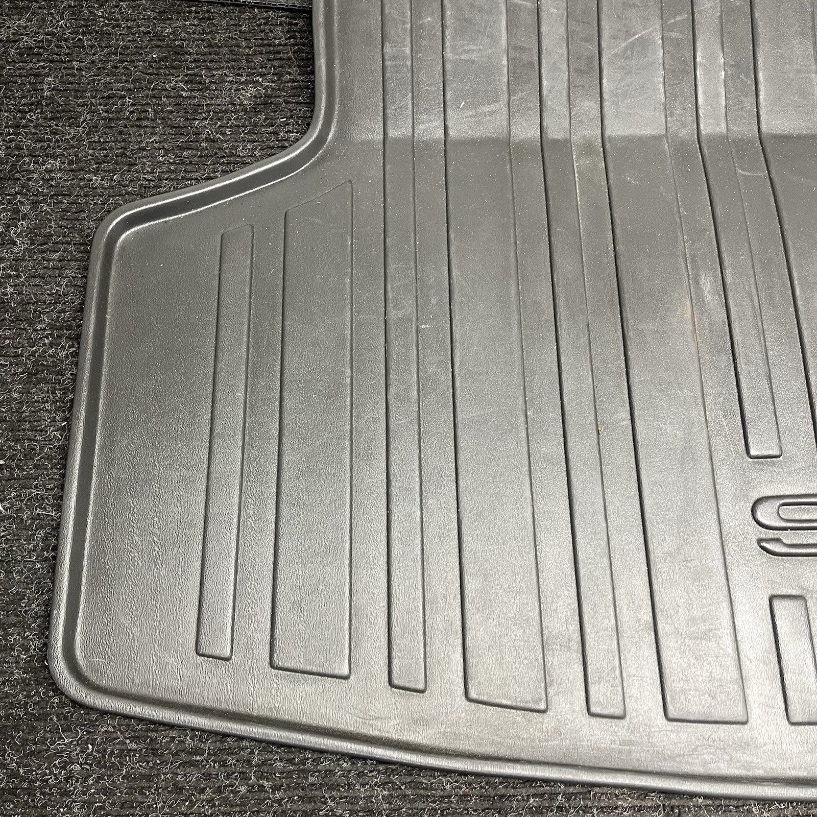 ☑️ 2008-2014 Subaru WRX STI SEDAN Rear All Weather Mat Assembly OEM 08-14