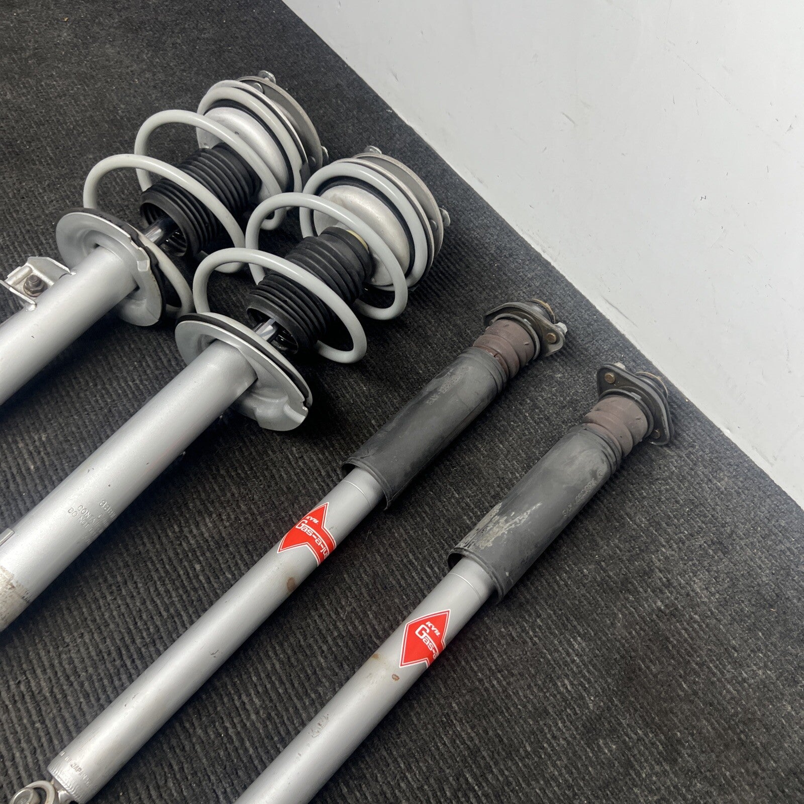 ☑️ BMW 323 328 330  2000-2006 Pair Front Monroe Quick Struts W/KYB Rear Shocks