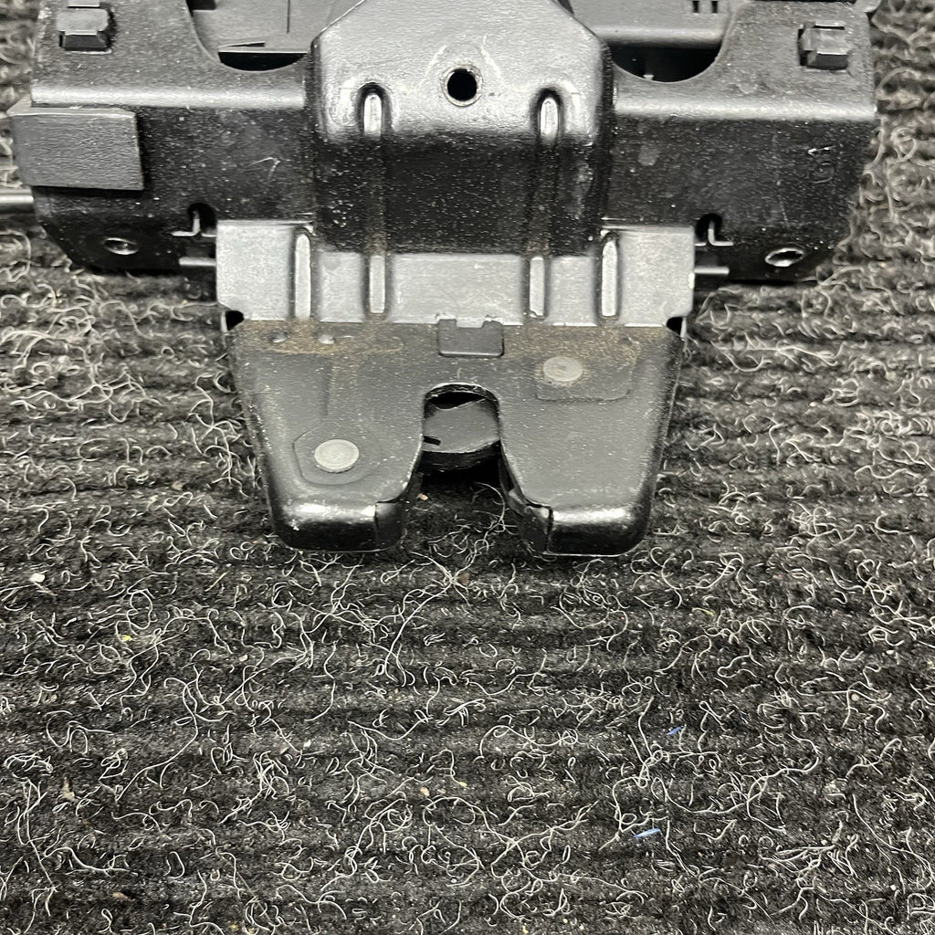 ☑️ BMW E46 M3 330i 325i 323i REAR TRUNK RELEASE LOCK LATCH MECHANISM OEM