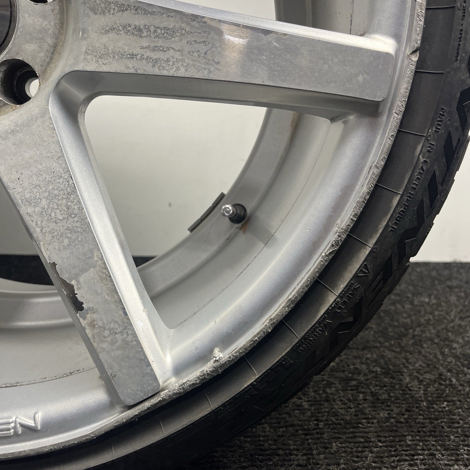 ☑️ ONE Vossen CV3 Silver Wheel W/TIRE & Cap 20x10.5 et30 5x112