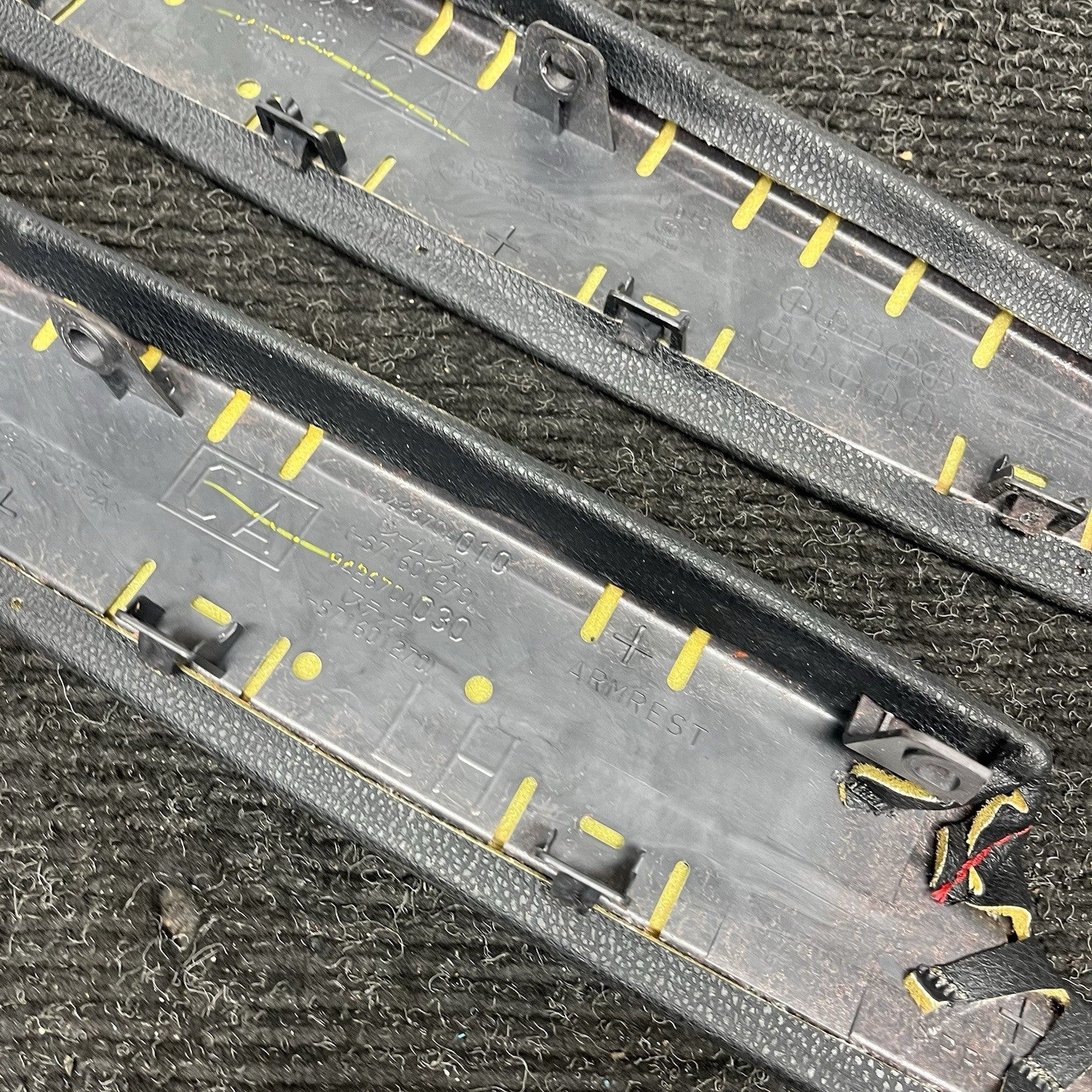 ☑️ 2013 SUBARU BRZ GT86 FR-S FRONT LEFT RIGHT DOOR TRIM PANEL BLACK RED OEM