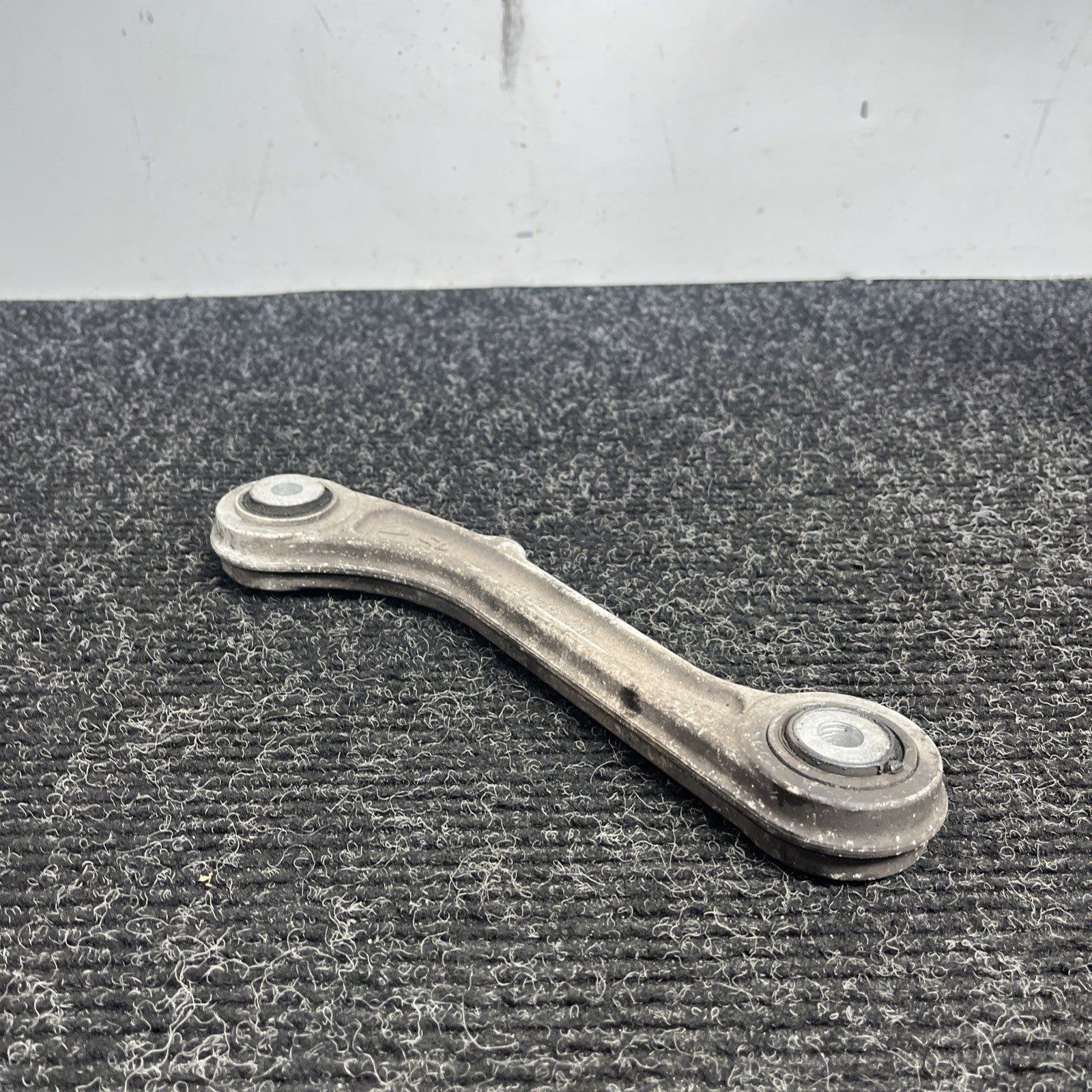 ☑️ 14-17 Maserati Ghibli Rear Right / Left Side Upper Control Arm OEM