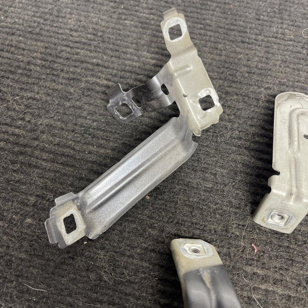 ☑️ 14-20 OEM BMW F22 F23 228 M235 M240 Front Left Driver Holder Brackets SET 3