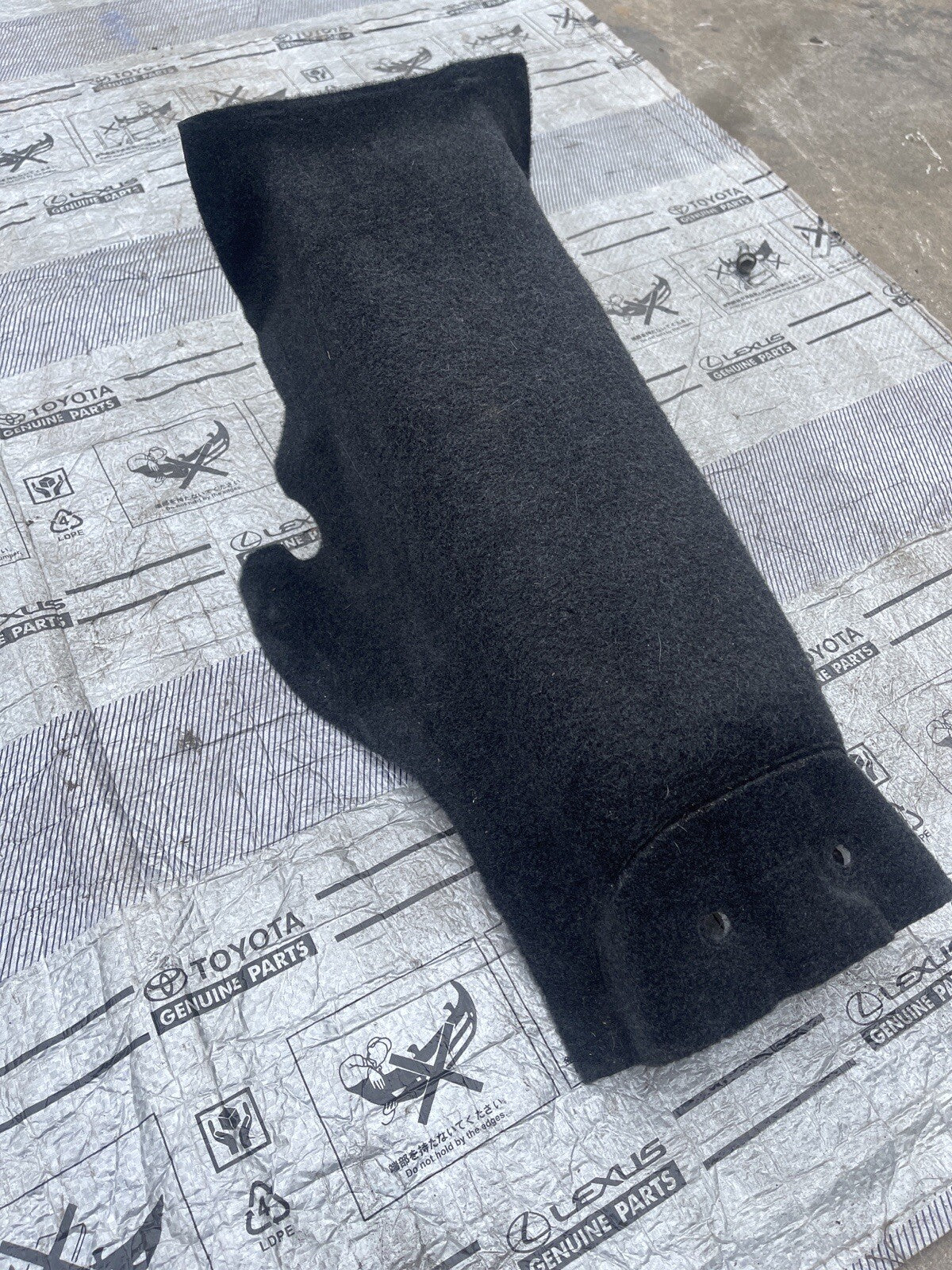 2013 Scion FRS Subaru BRZ 86 Rear Seat Carpet Middle Floor Mat OEM 7729