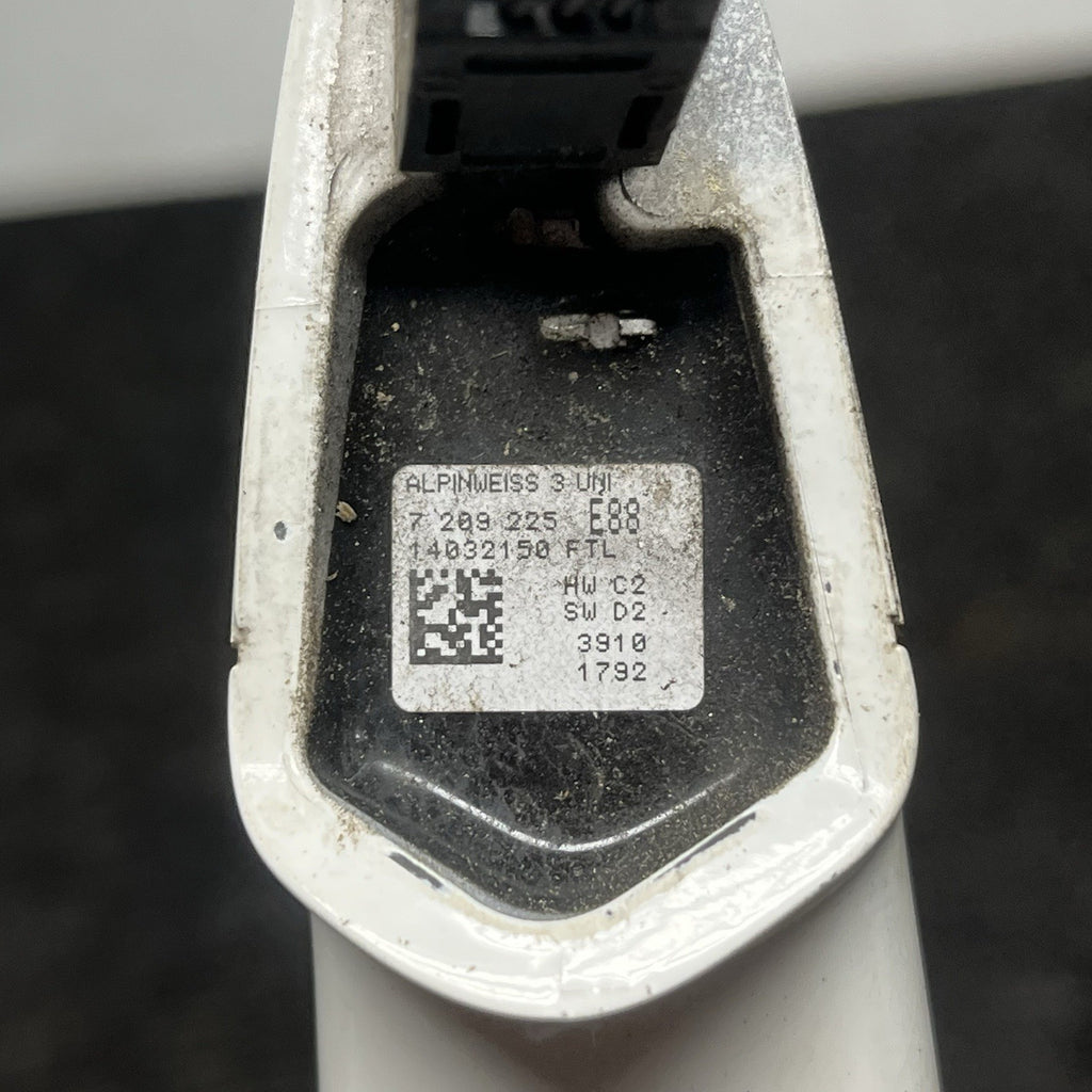 ☑️ 08-10 BMW 135i E82 Front Left Driver Exterior Comfort Door Handle White OEM