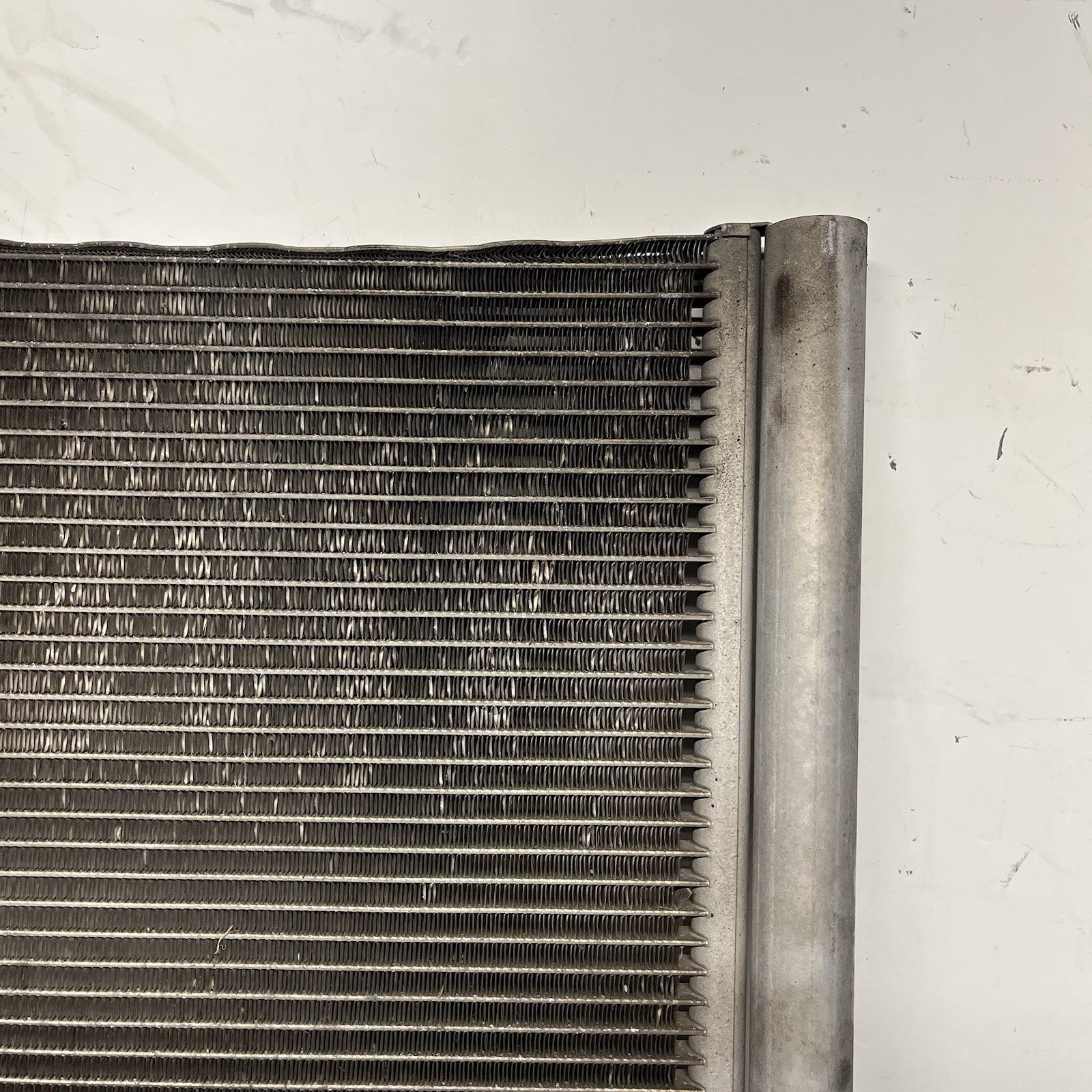 ☑️ 10-13 BMW X5 E70 AC Condenser Radiator OEM
