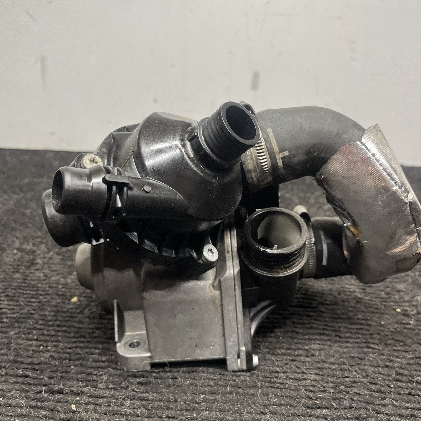 ☑️OEM BMW E82 E90 E92 F10 F13 N54 N55 Electric Water Pump W/ Thermostat 79K Mile
