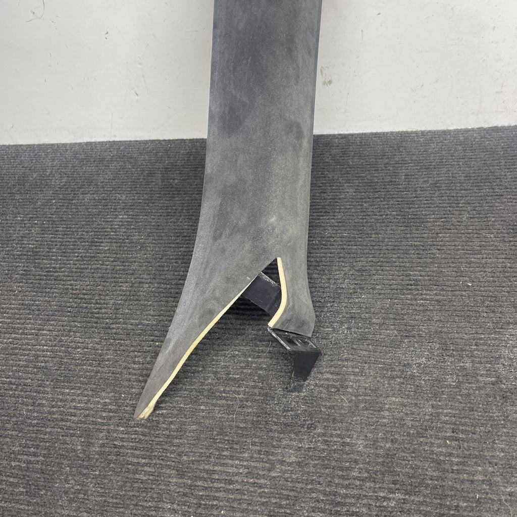 ☑️ MASERATI GHIBLI WINDSHIELD RIGHT SIDE A PILLAR TRIM COVER PANEL OEM 2014-2020