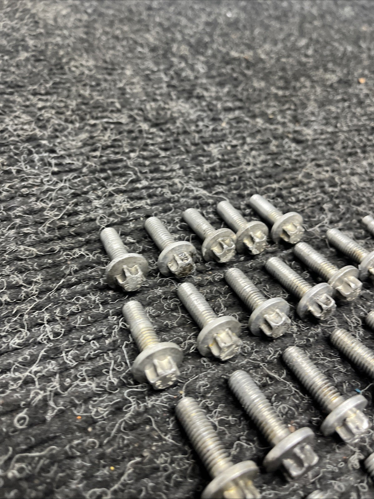 ☑️ 2007-2010 BMW 335i E90 E92 E93 E82 N54 Oil Pan Bolt  Complete Set OEM