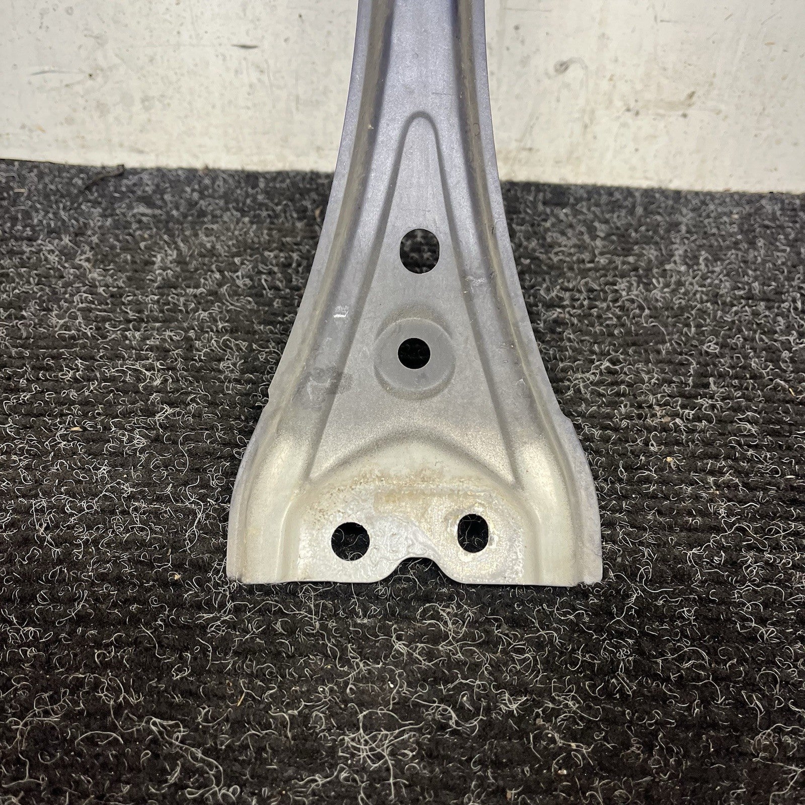 ☑️ 2013-2019 Subaru BRZ Scion FRS Radiator Upper T Bar Bracket OEM