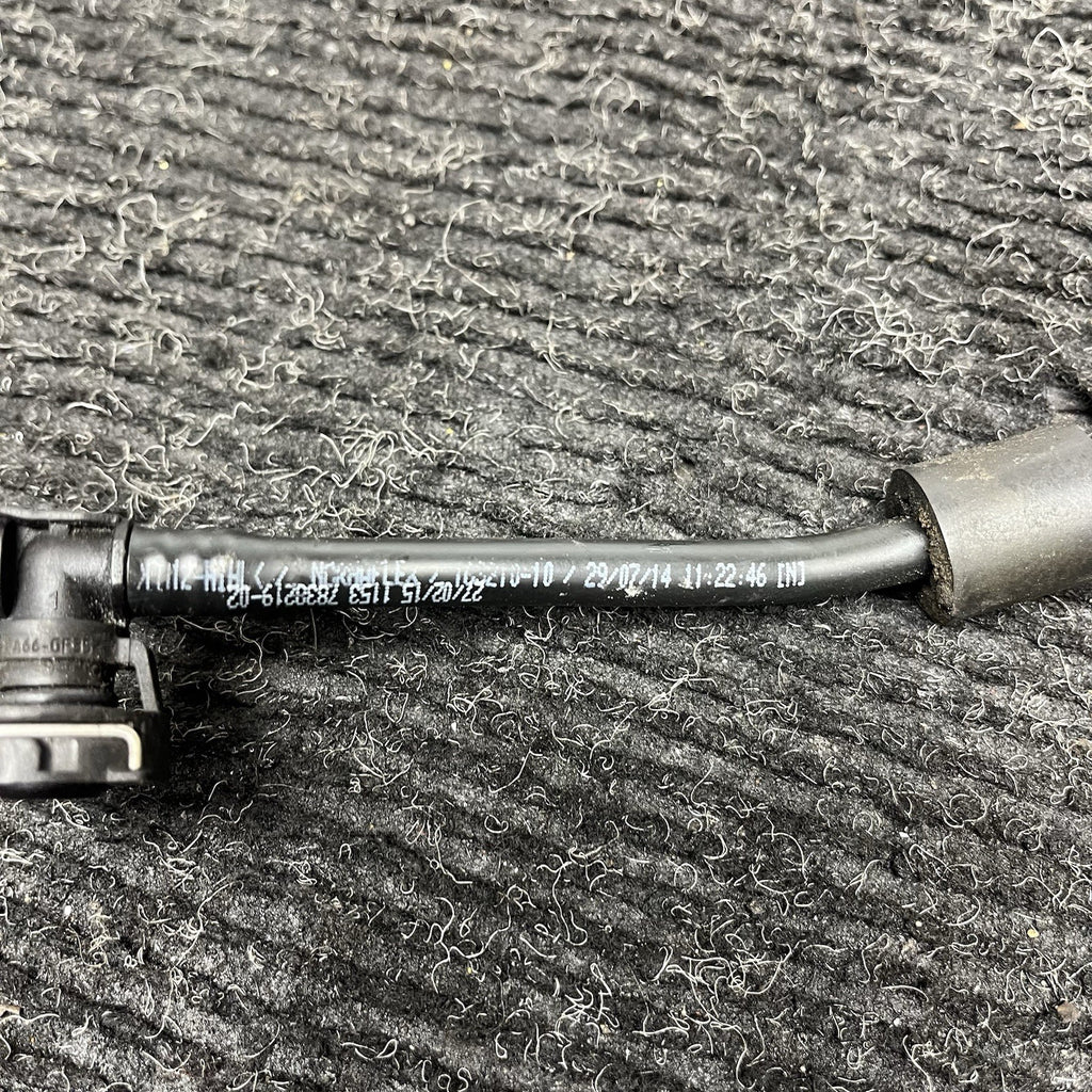 ☑️ BMW 3-Series E90 E92 E93 OEM BMW M3 S65 Engine Coolant Vent Hose 7838219