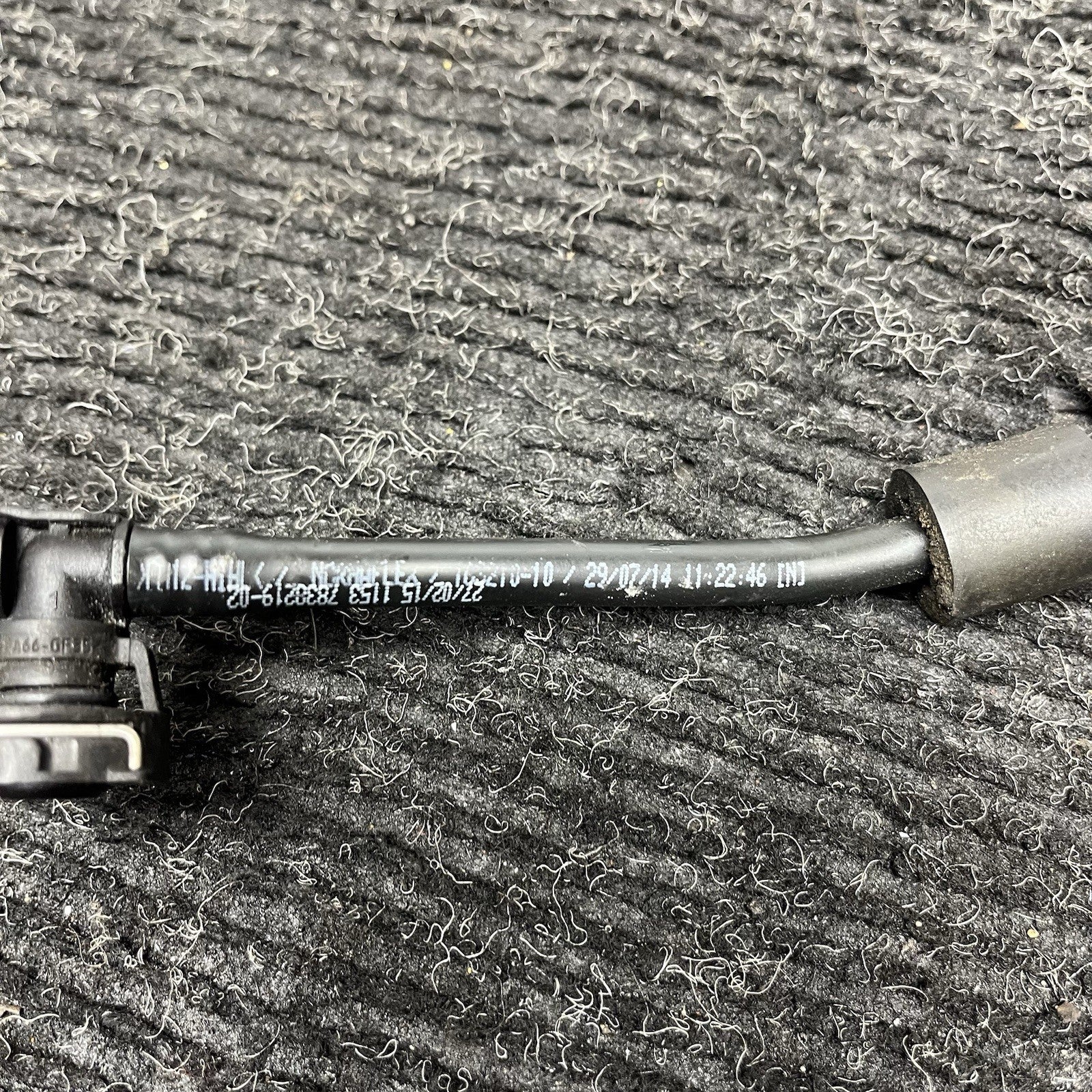☑️ BMW 3-Series E90 E92 E93 OEM BMW M3 S65 Engine Coolant Vent Hose 7838219