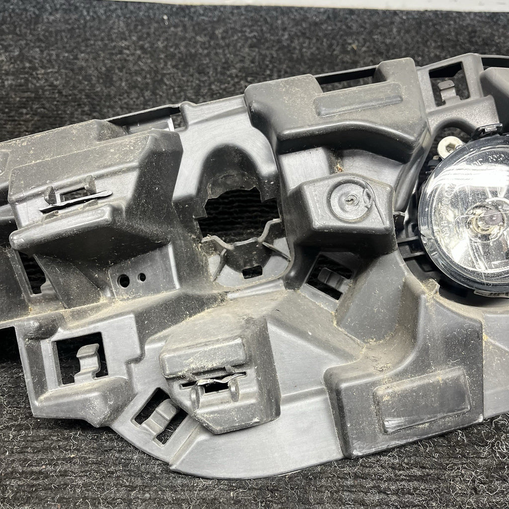 ☑️ 2011-2014 BMW X3 Front Driver Left Bumper Headlight Holder Mount Bracket OEM