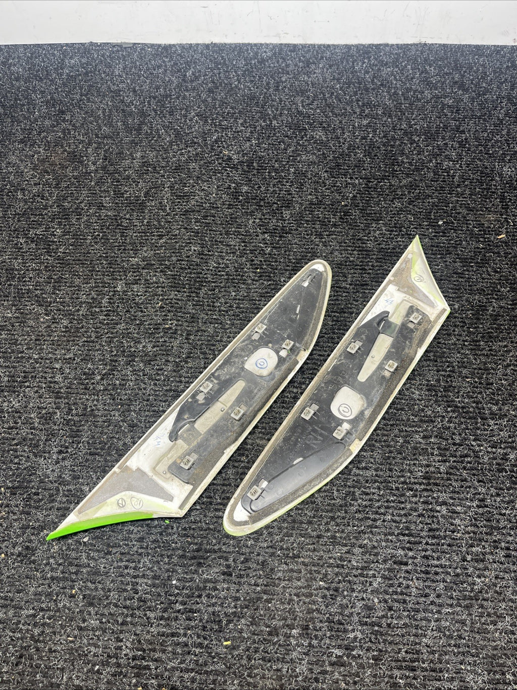 ☑️ 2013-2019 Scion FRS Subaru BRZ 86 OEM Fender Garnish Left & Right Green
