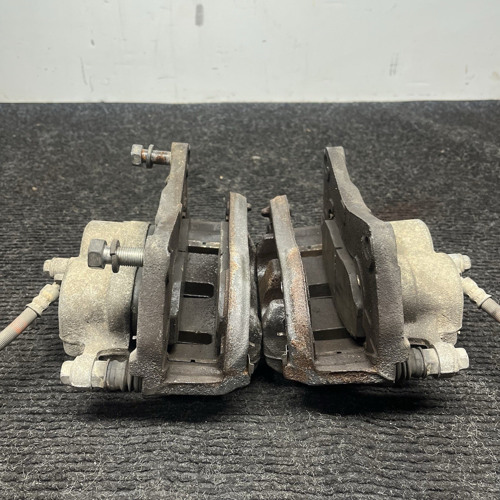 ☑️ 2015-2021 Subaru WRX OEM 2 Piston Front Brake Calipers 26292AG040 26292AG050