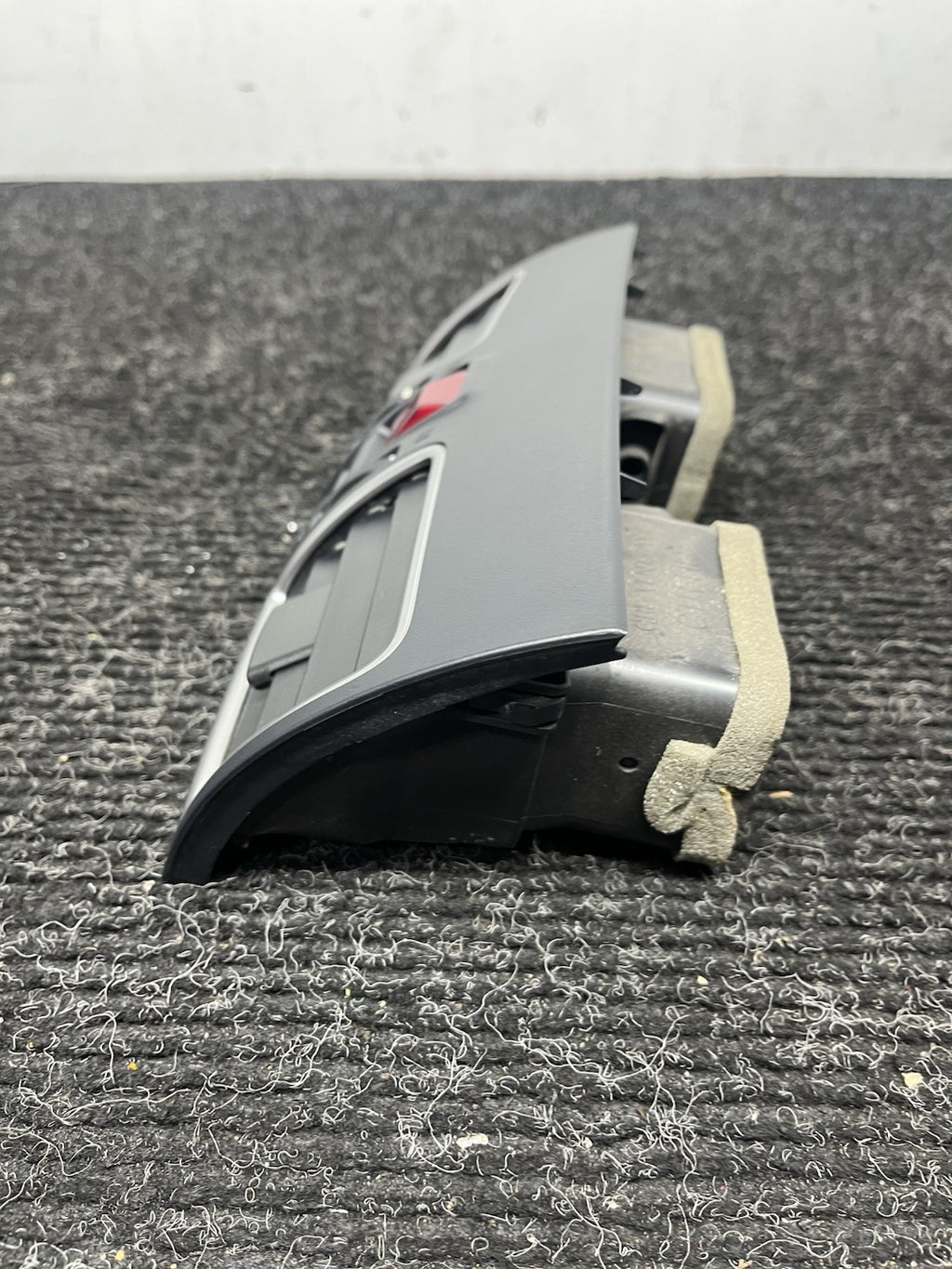 ☑️ 2015-2019 Subaru WRX STI Dash Center Console Vent OEM Hazard Switch