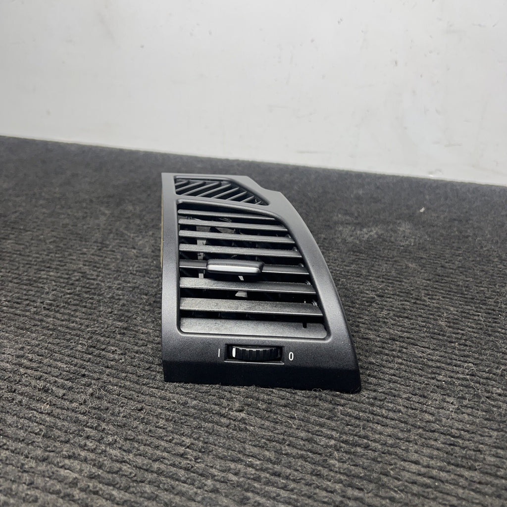 ☑️ 08-13 OEM BMW E82 E88 135 128 Coupe Dash Right Passenger Side Air Vent