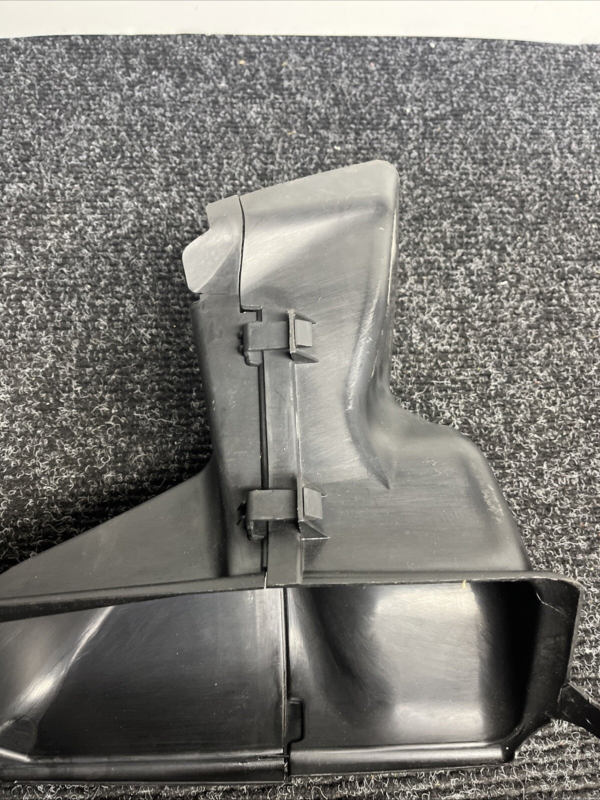 ☑️ 07-13 BMW E92 E93 335i 335xi Coupe Convertible Air Duct Front Right 8045348