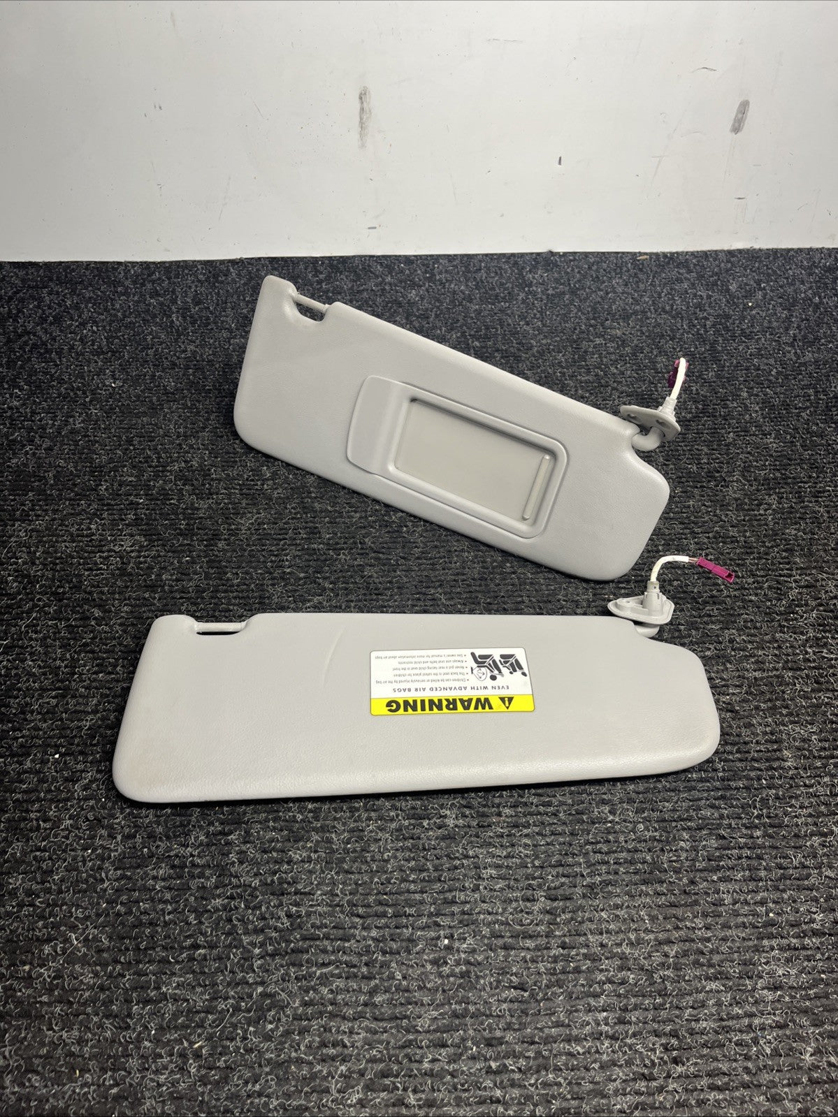 ☑️ 2006-2011 BMW E90 Sun Visor Shade Set Visors Left Right Pair Gray OEM