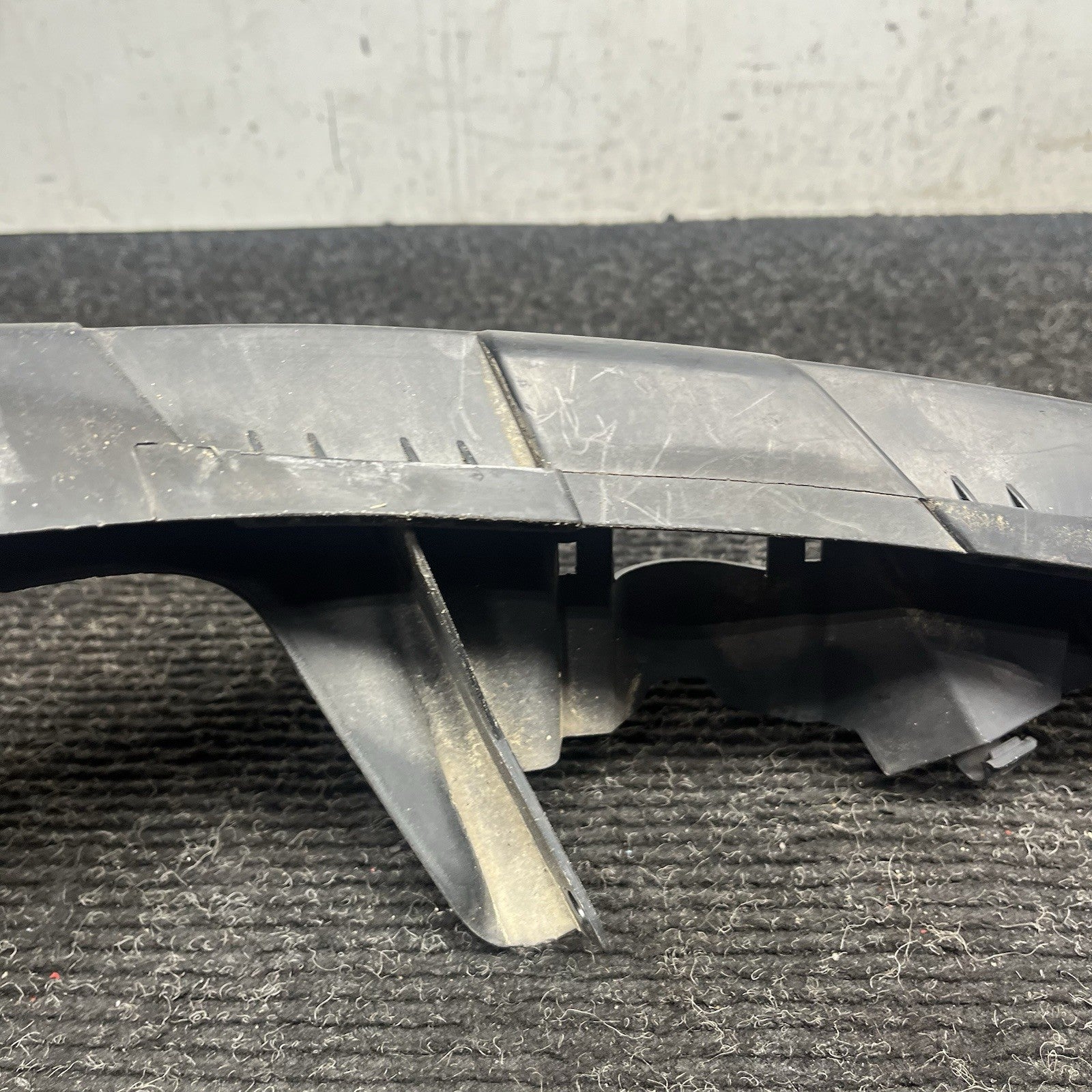 ☑️ 07-10 OEM BMW E92 E93 328 335 Right Passenger Headlight Bracket Carrier Mount