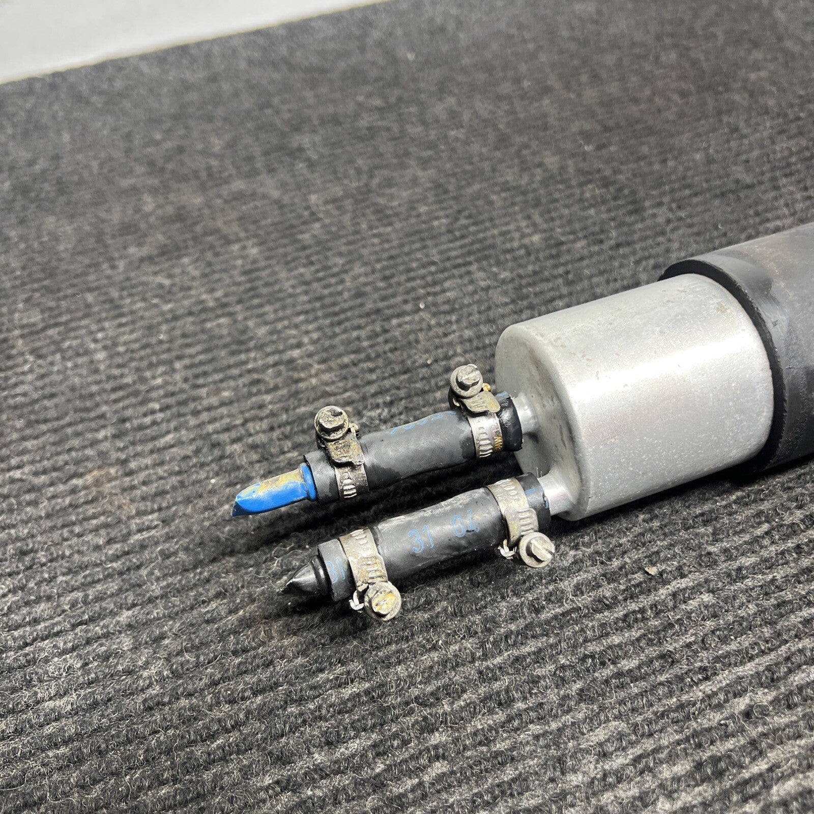 ☑️ 01-06 OEM BMW E46 ZHP 3.2L M54 FUEL FILTER & PRESSURE REGULATOR 028160597