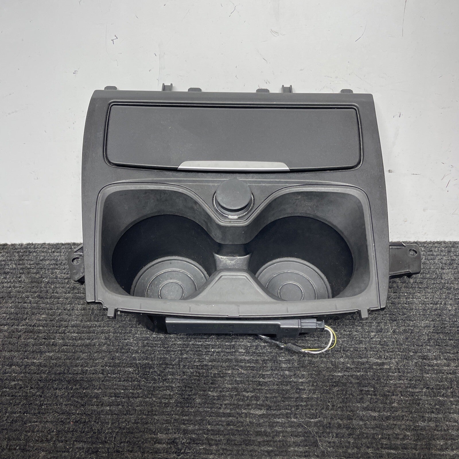 ☑️ BMW 228i M235i F22 F23 CENTER CONSOLE CUP HOLDER W/ ASHTRAY OEM 2014 - 2020