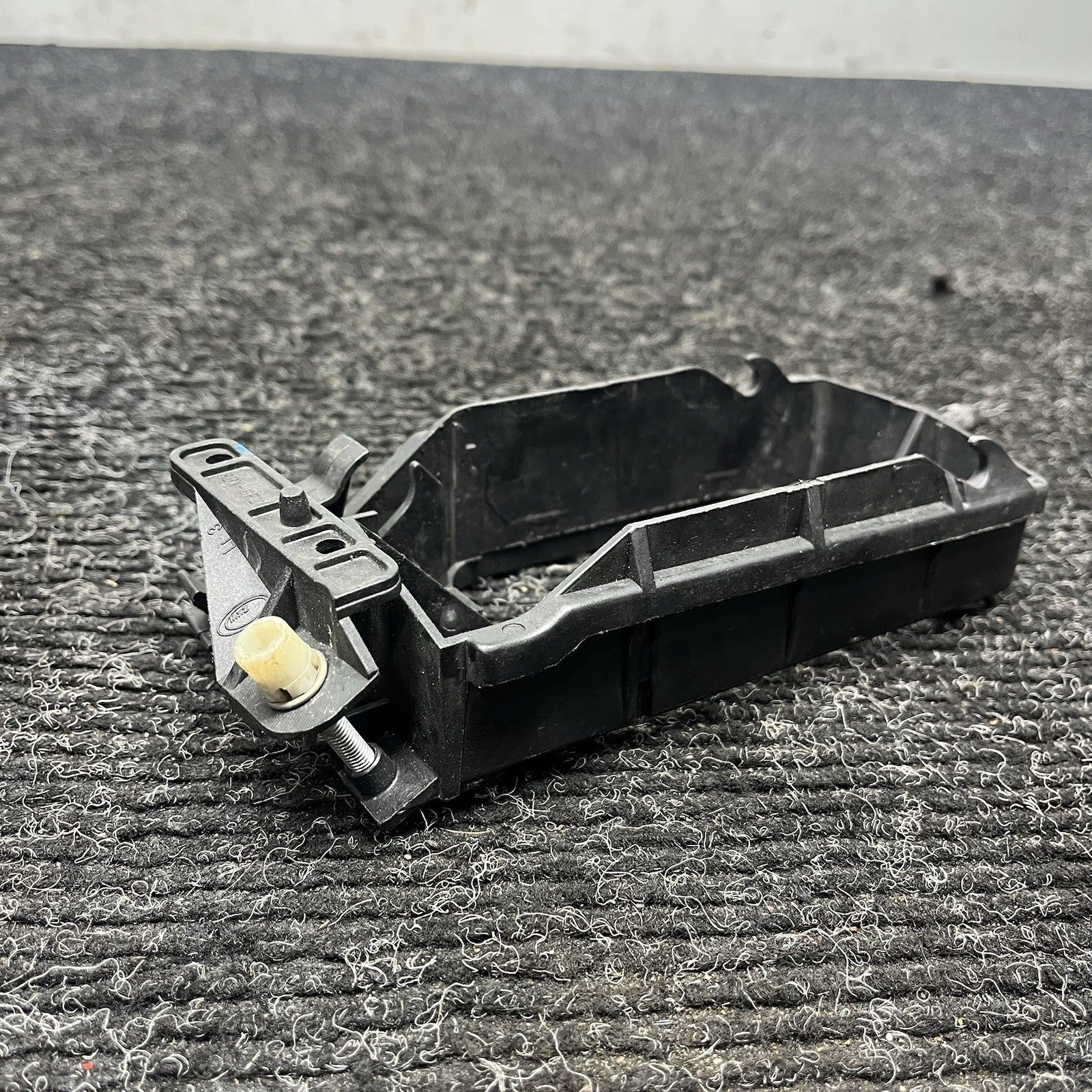 ☑️ Front Left Fog Light Holder Bracket 8357389 1995–1998 BMW E36 328i 320i 325i