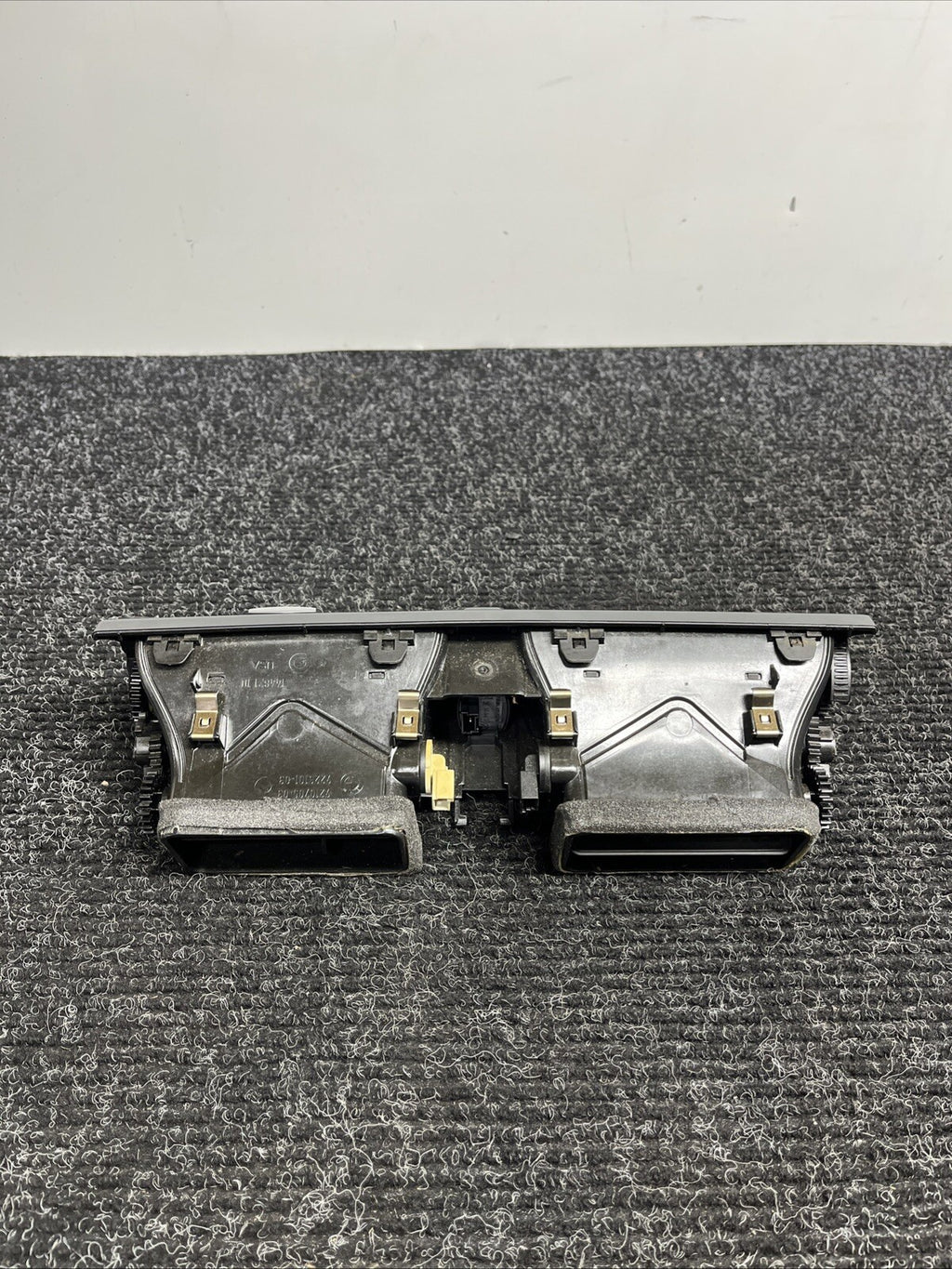☑️ 2010-2013 BMW X5 E70 CENTER DASH HVAC AC AIR VENT GRILLE W/ HAZARD SWITCH OEM
