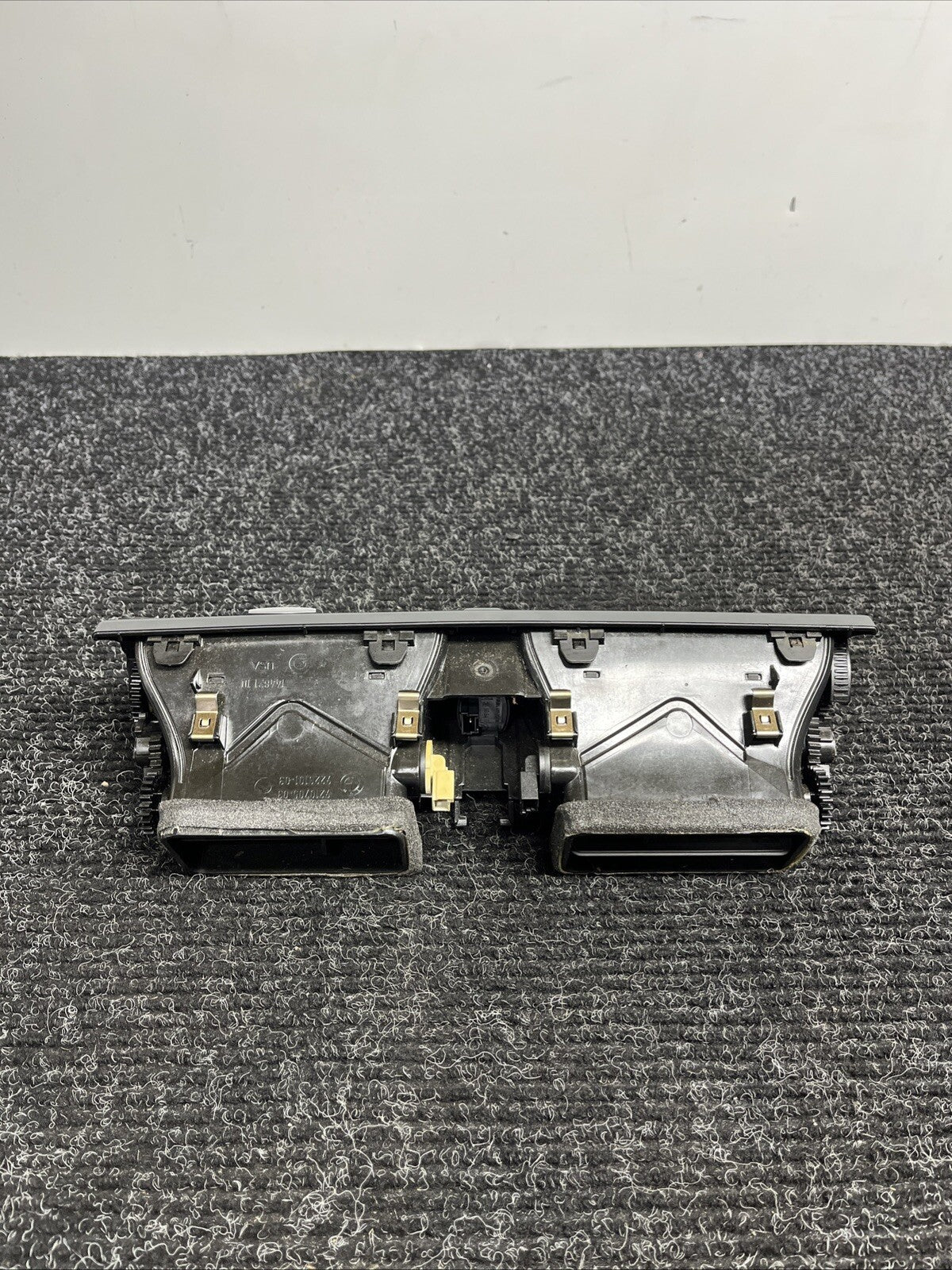 ☑️ 2010-2013 BMW X5 E70 CENTER DASH HVAC AC AIR VENT GRILLE W/ HAZARD SWITCH OEM
