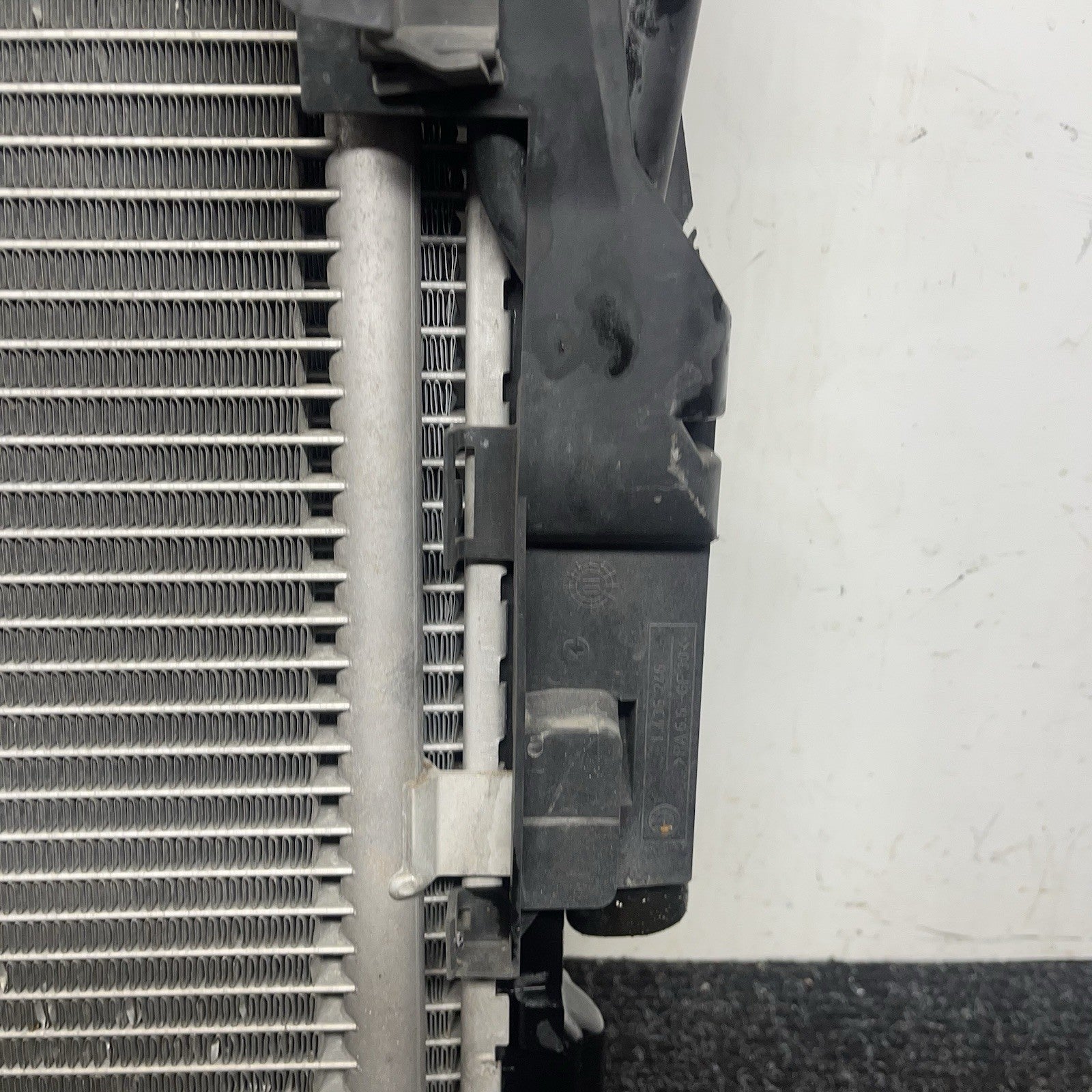 ☑️ BMW 330i 325i 323i E46 Engine Cooling Radiator 3.0L 6 Cylinder Fits 2001-2006