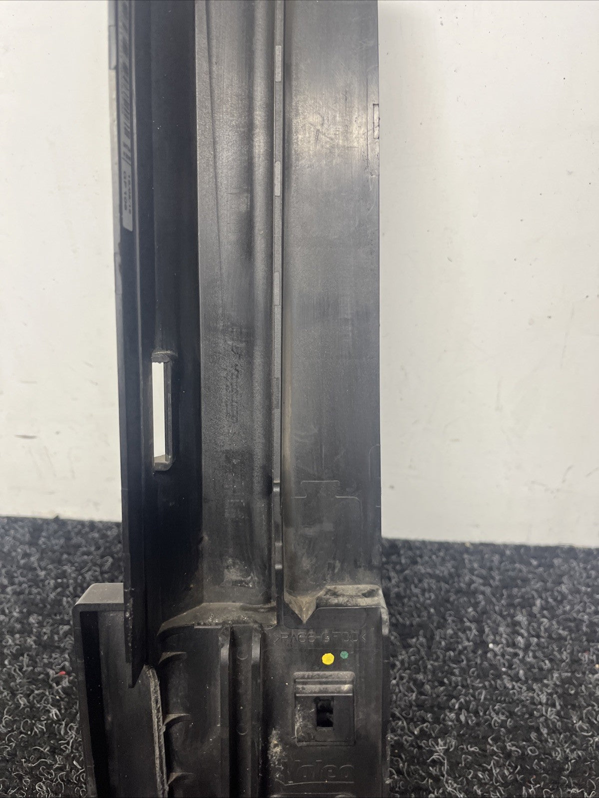 ☑️ OEM BMW F22 F30 F32 F36 328 335 Main Radiator Right Bracket Mount 7600537