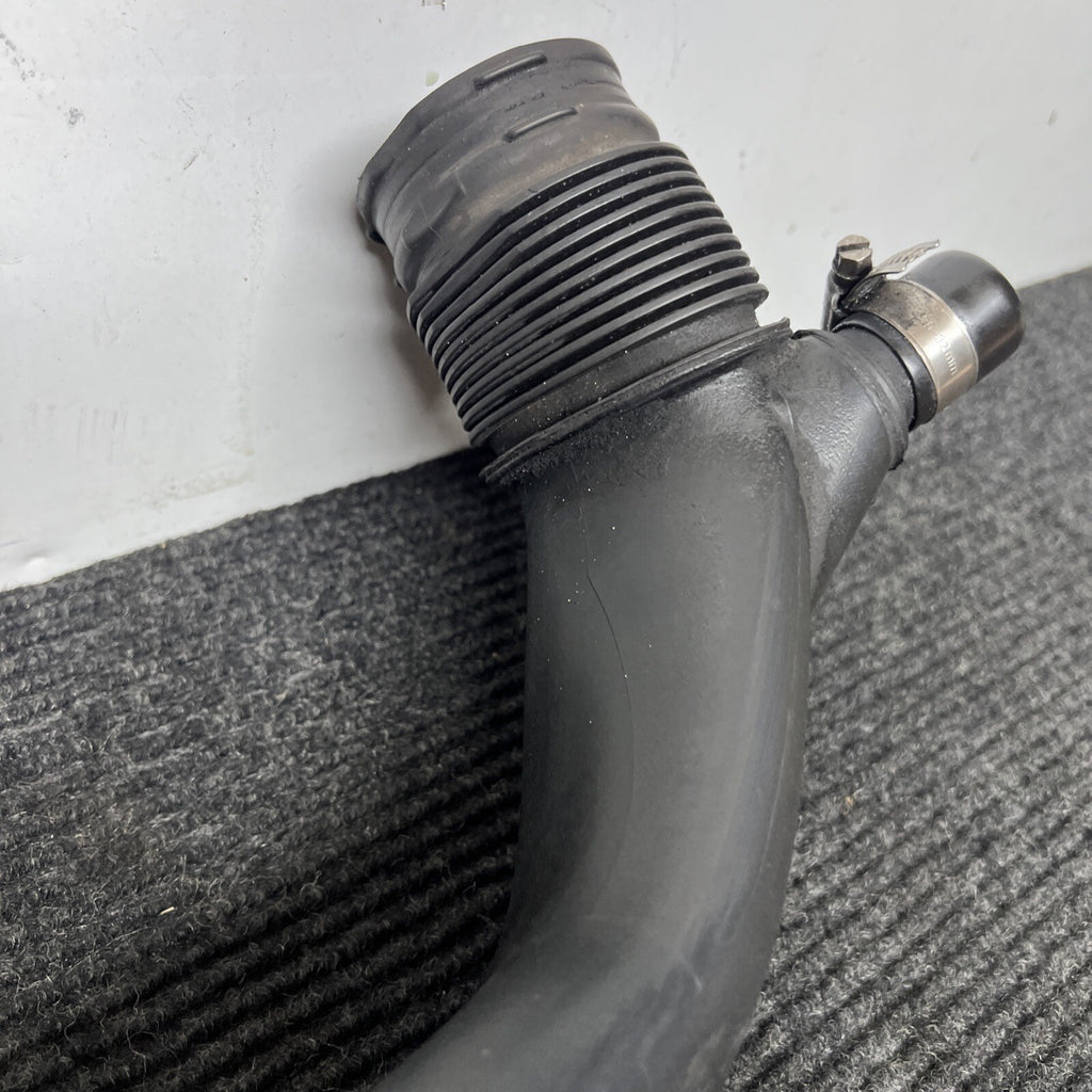 ☑️ BMW E60 E82 E90 E92 TURBO CHARGE AIR INDUCTION TUBE INTAKE PIPE OEM