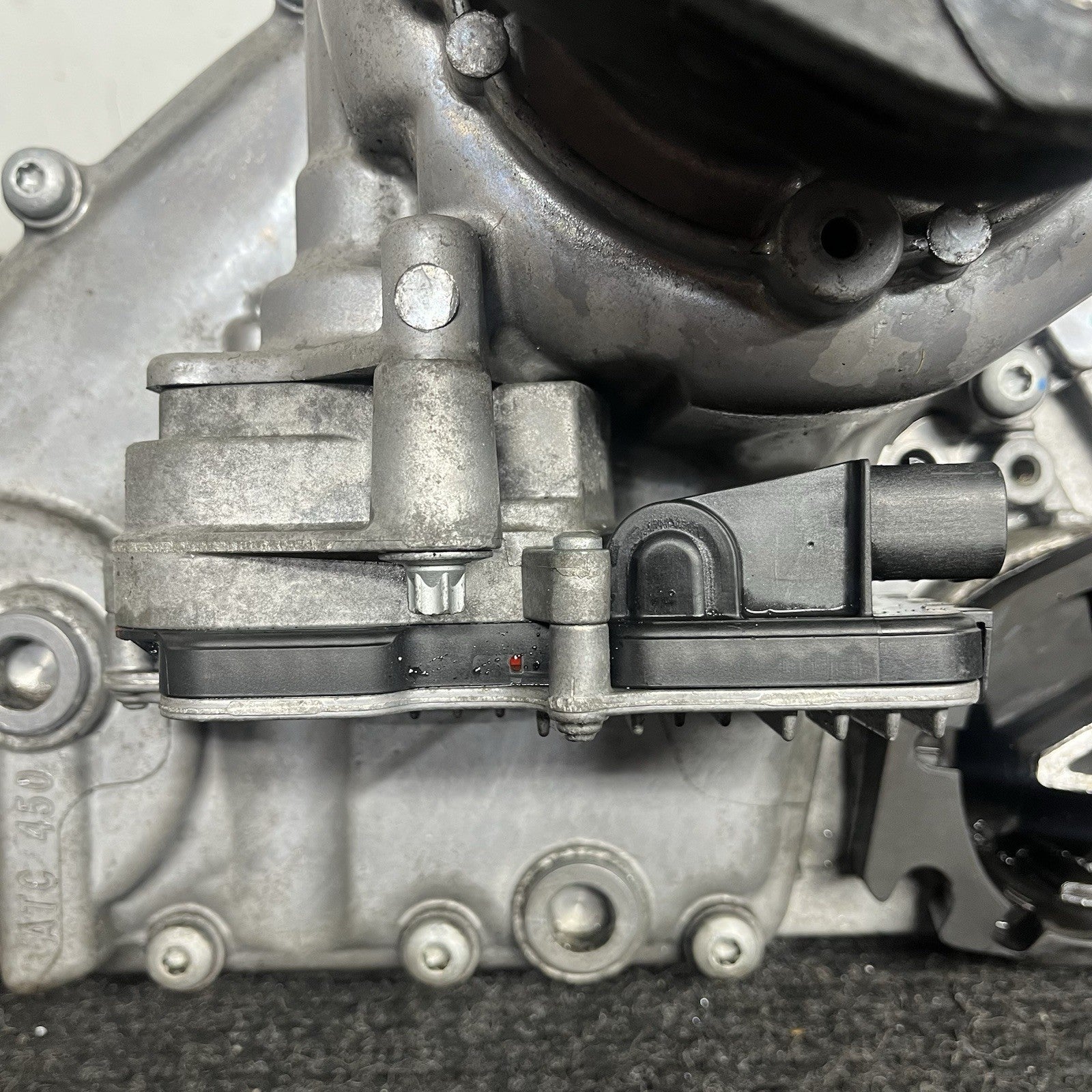 ☑️ BMW 2011-2013 E70 E71 X5 X6 TRANSFER CASE CARRIER ATC45L ASSEMBLY OEM 7643758