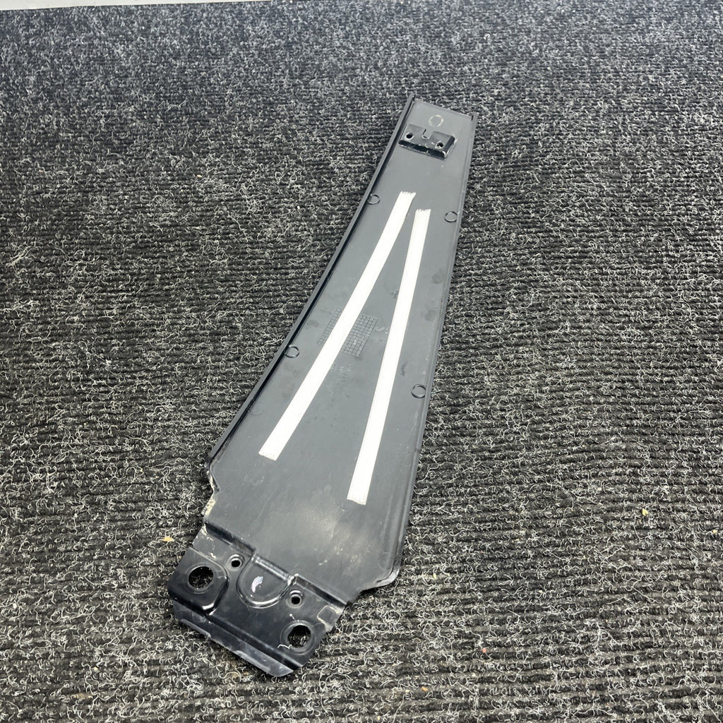☑️ 14-17 Maserati Ghibli Front Left Driver Side Door Pillar Trim Panel OEM