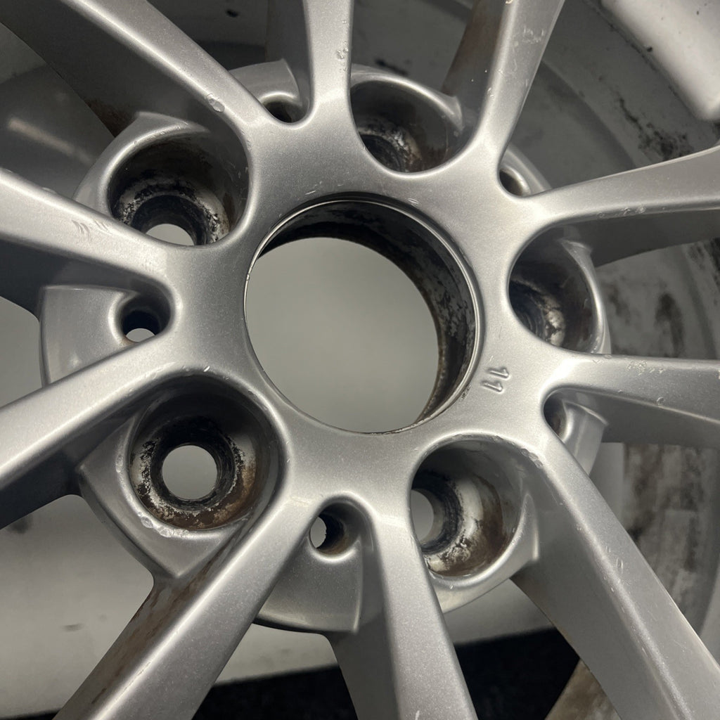 ☑️ Bmw E46 330 328 325 Oem Rim Factory Wheel 17" X 7" 10 Spoke Scuffs 6757042