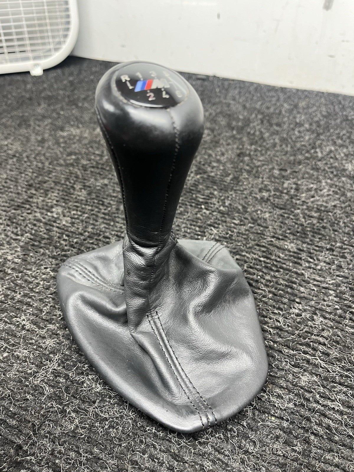 ☑️08-13 BMW E90 E92 E93 M3 LEATHER SHIFTER shift gear KNOB 6-SPEED ORIGINAL NOTE
