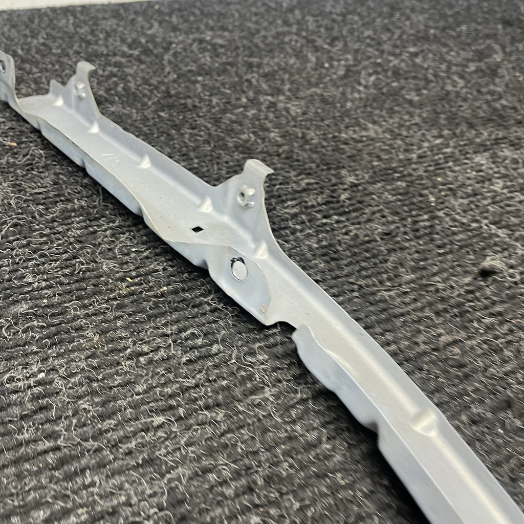☑️ 2013-19 Scion FRS Subaru BRZ 86 Front RH Right Side Fender Bracket OEM