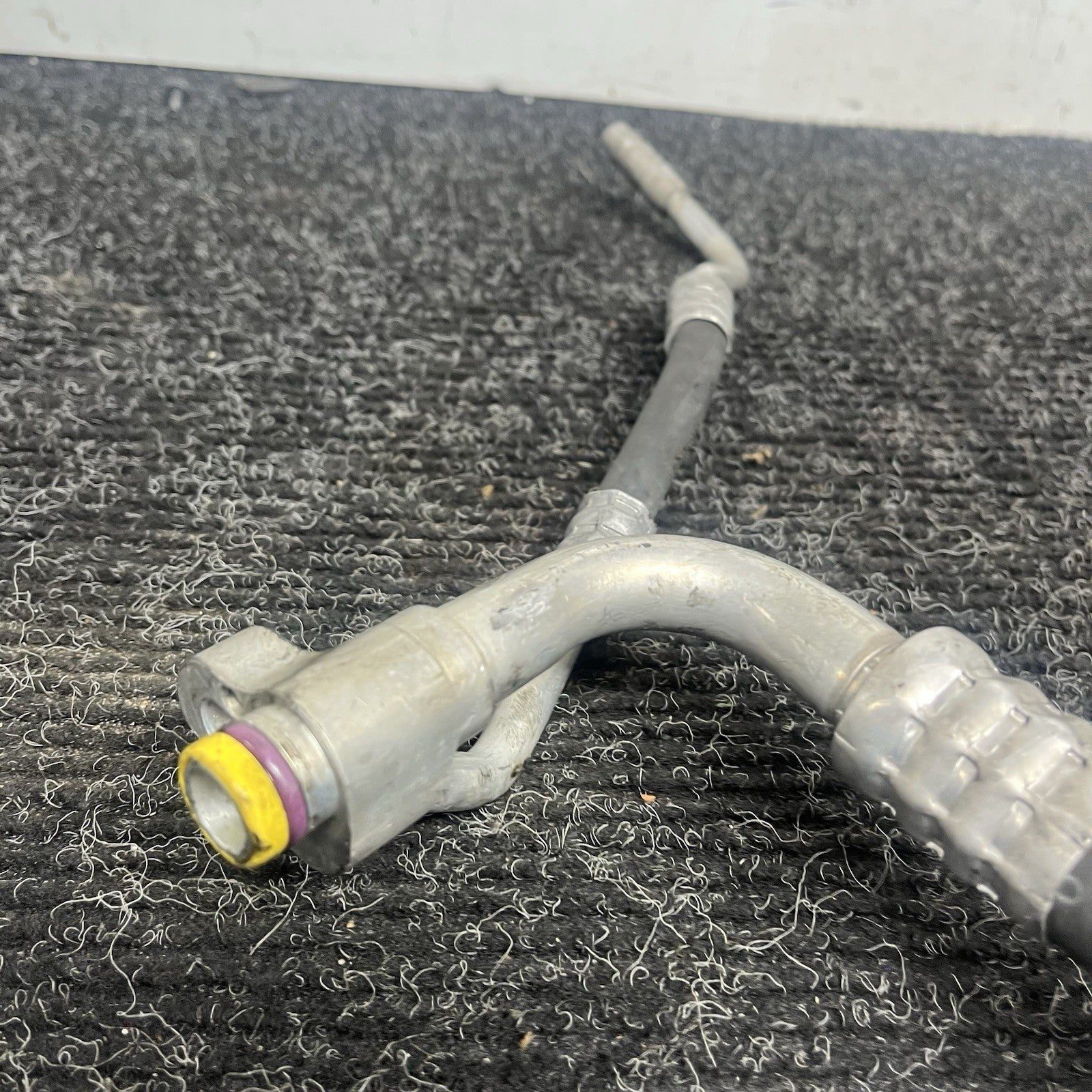 ☑️BMW E88 E82 E90 E92 E93 135 335 AC Compressor Evaporator Suction Pipe Hose OEM