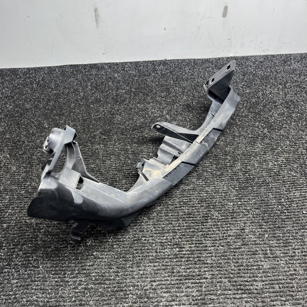 ☑️ 07-10 OEM BMW E92 E93 335 Right Passenger Headlight Bracket Carrier Mount