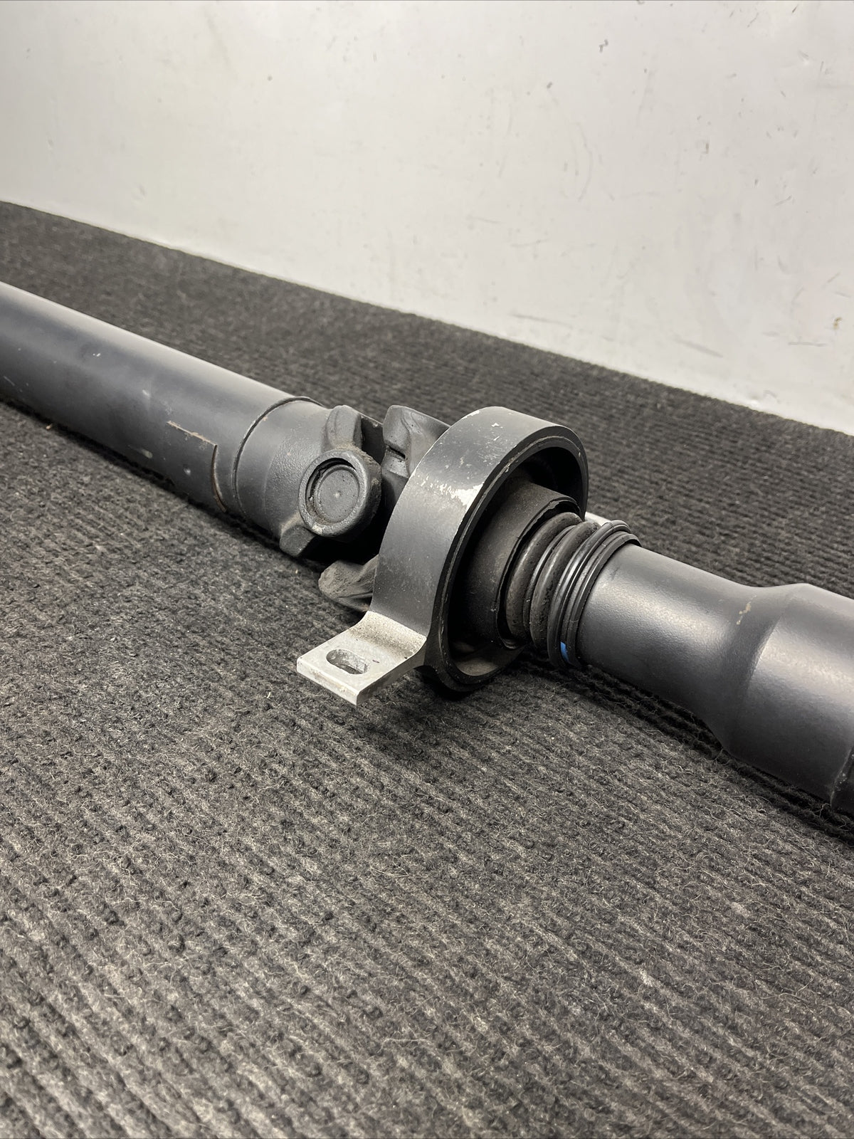 ☑️ BMW E82 E88 135i DCT Auto Dual Clutch Transmission Driveshaft OEM 26107614424